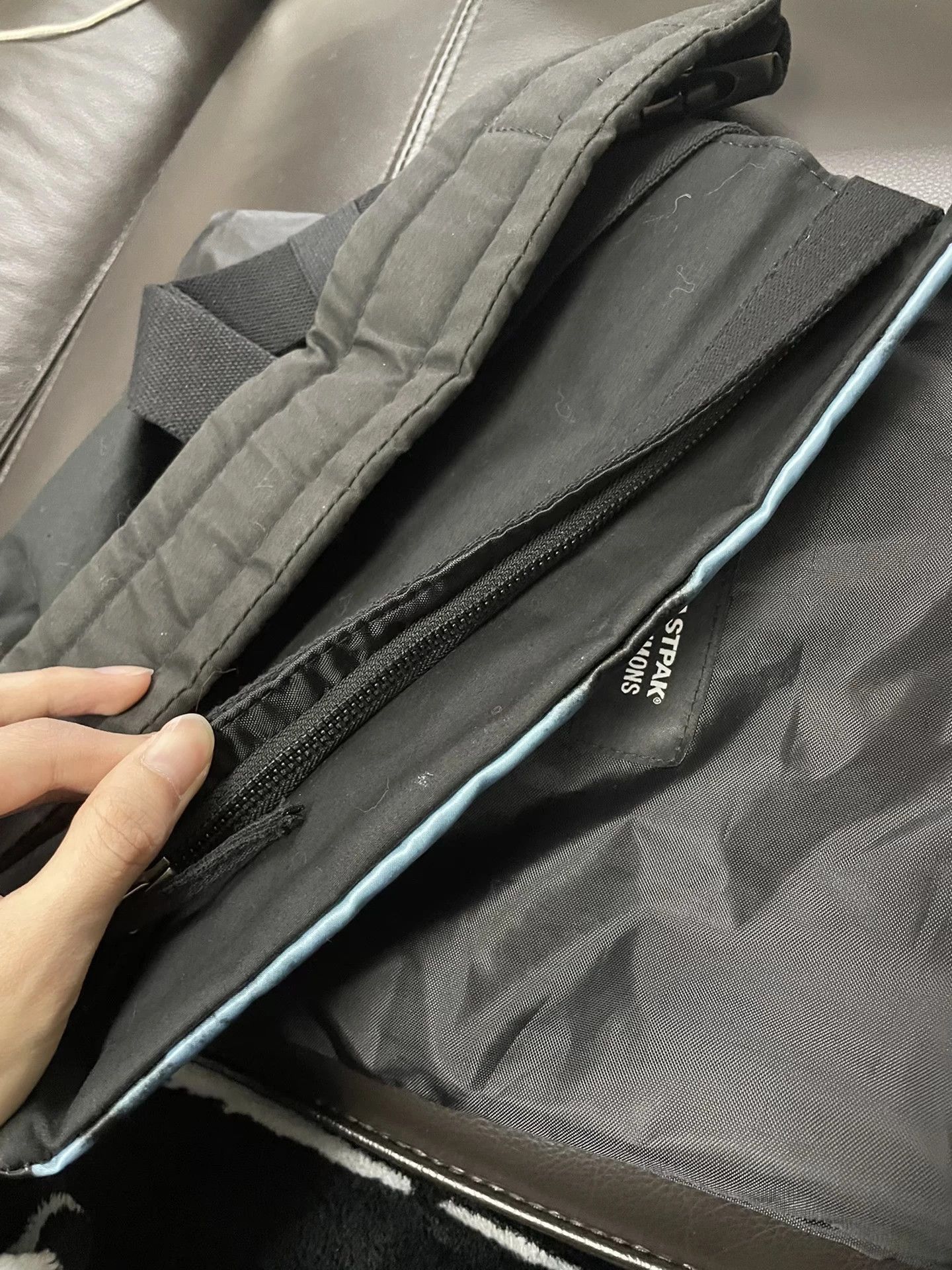 Raf Simons Raf Simons X Eastpak blue portrait printed crossbody bag-25 Size ONE SIZE - 2 Thumbnail