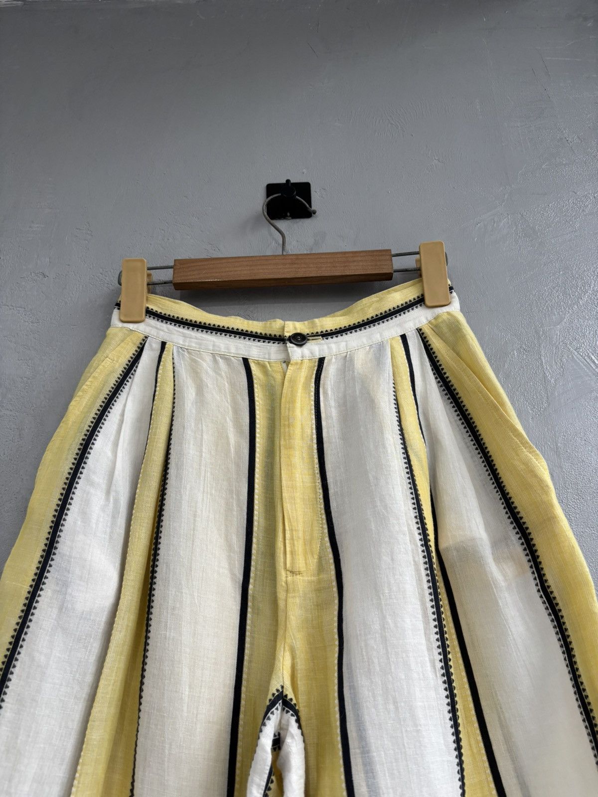 Issey Miyake Issey Miyake 80s Hakama linen wrap pant Size 27" / US 4 / IT 40 - 2 Thumbnail