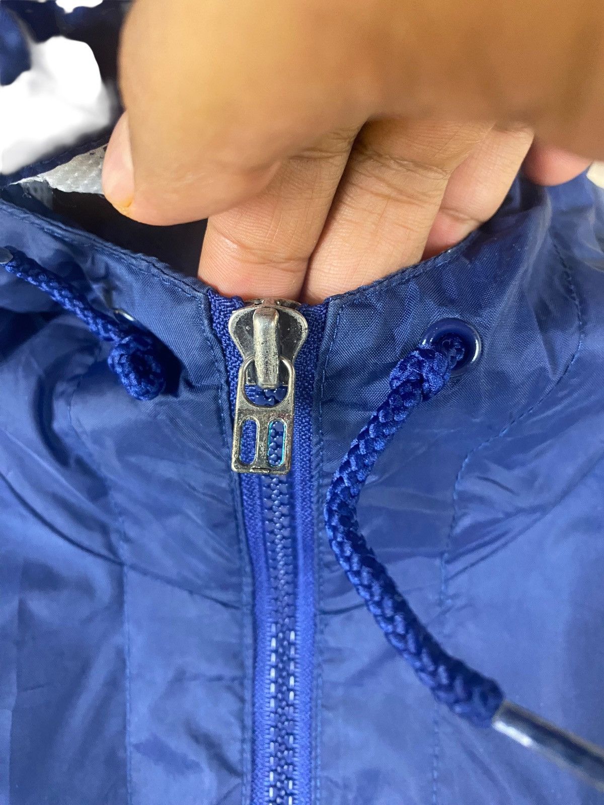 Nike × Vintage Vintage 90s Nike Small Swoosh Windbreaker Hoodie Size US M / EU 48-50 / 2 - 7 Thumbnail