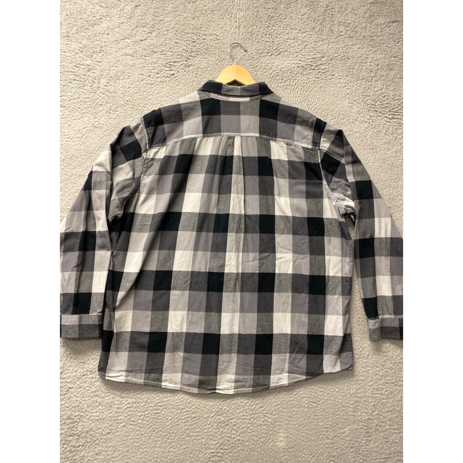 Eddie Bauer Eddie Bauer Button-Up Shirt Gray Black Plaid 2XL Multicolor Cotton Long Sleeve Regular Men’s Size 2XL Shirt 90s City Classic Dad USA Modern Size US XXL / EU 58 / 5 - 7 Thumbnail