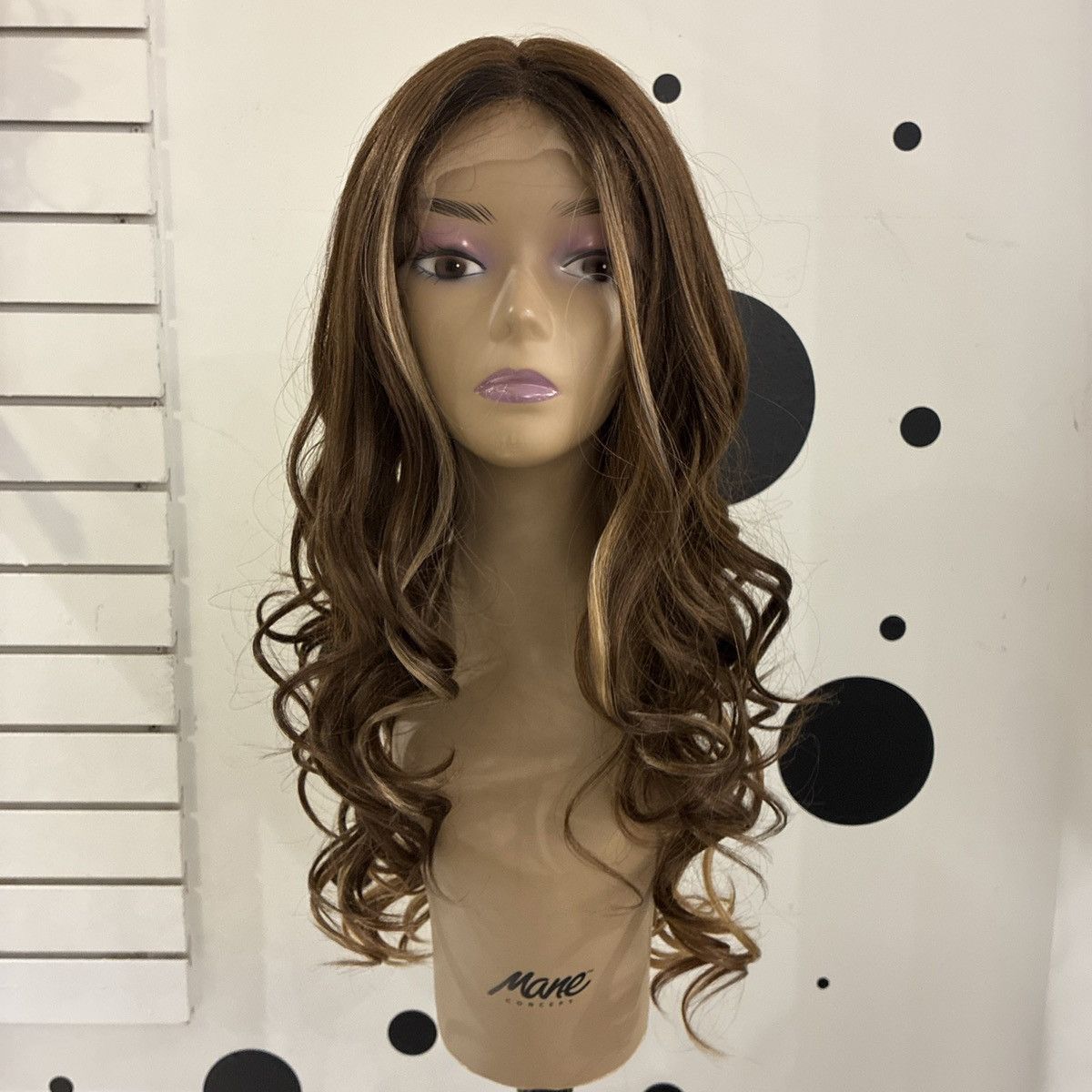 Tess wigs