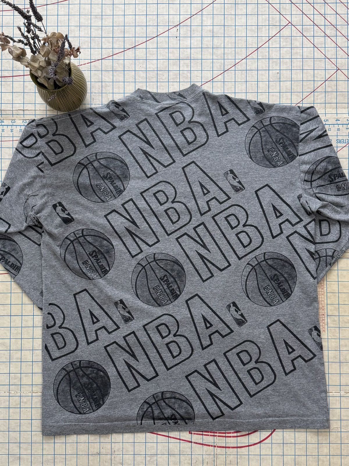 NBA × Vintage Vintage NBA Chicago Bulls Long Sleeve Tee Gray Fits Mens XL Size US XL / EU 56 / 4 - 11 Thumbnail