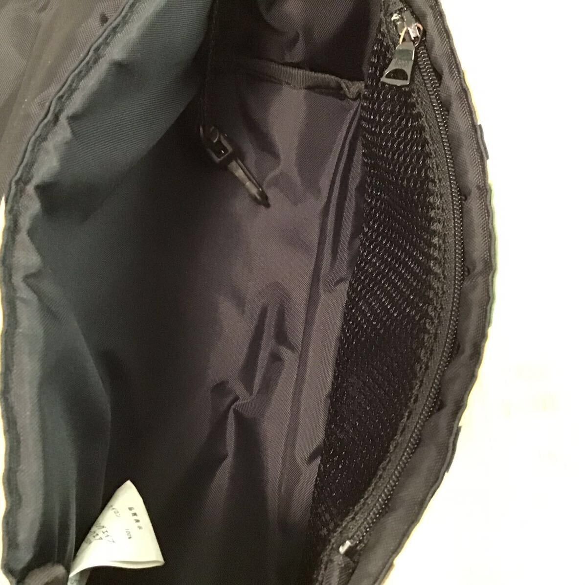 Bape × Kaws × Nigo KAWS × BAPE camo bendy shoulder bag a bathing ape NIGO Size ONE SIZE - 7 Thumbnail