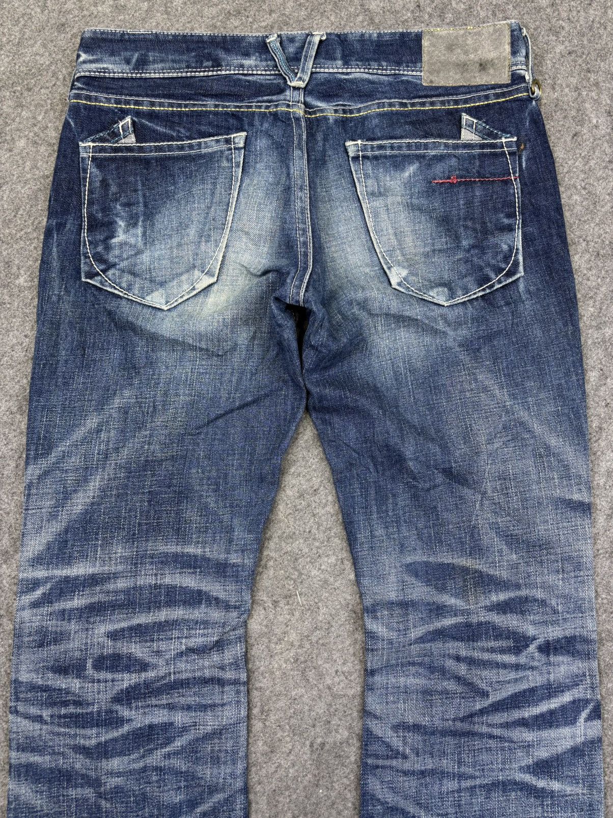Vanquish 💥Flare💥Vanquish Crazy Fades Low Rise Spiky Flare Denim K1 Size US 32 / EU 48 - 9 Thumbnail