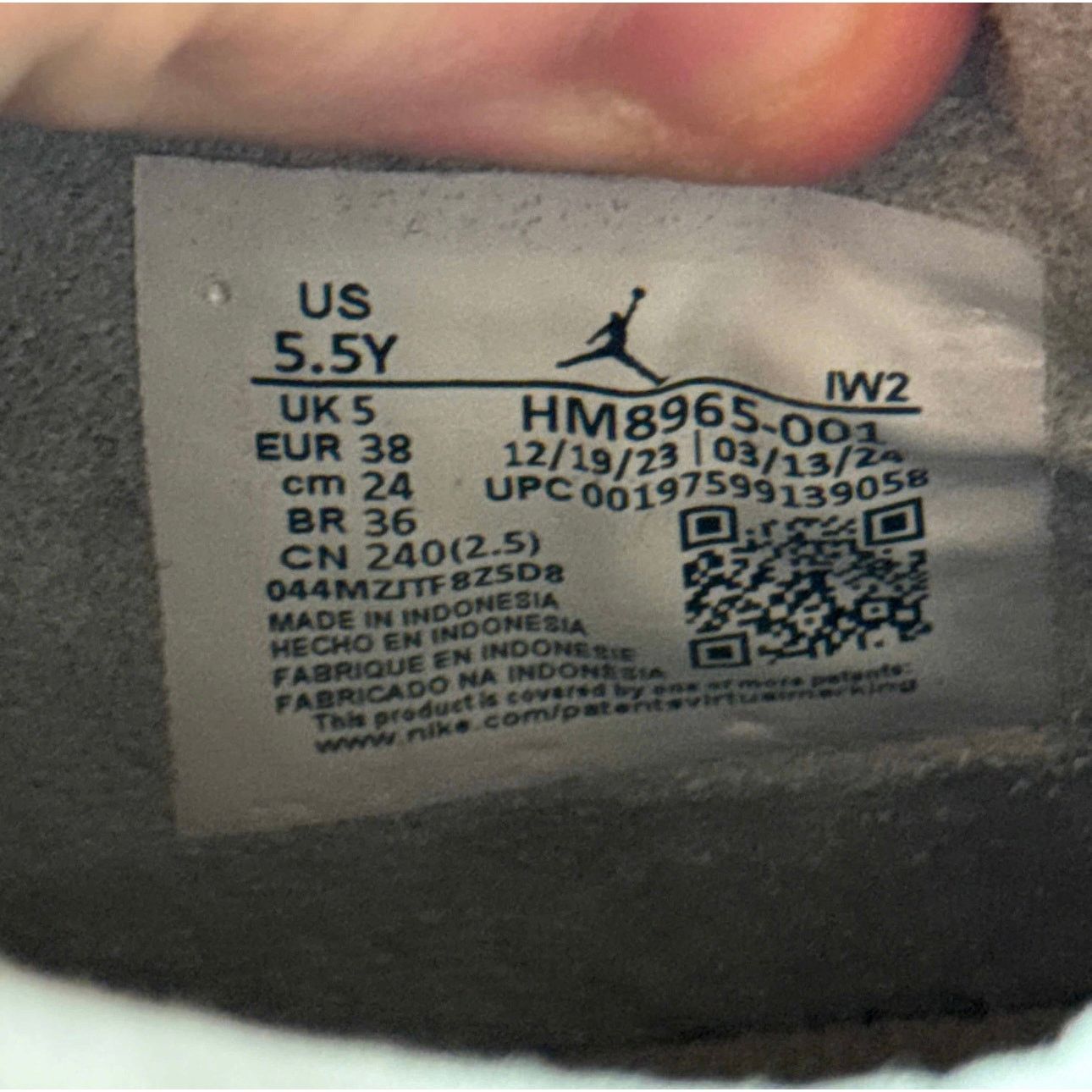Jordan Brand × Nike Size 5.5 - Air Jordan 4 Retro SE GS Wet Cement Men's Shoes Size US 5.5 / EU 38 - 7 Thumbnail