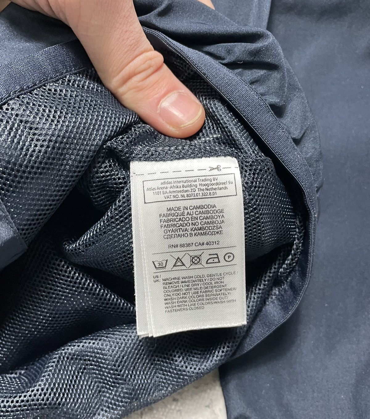 Adidas Adidas Vintage Nylon Track Suit Jacket And Pants Y2K Hype Size US S / EU 44-46 / 1 - 7 Thumbnail