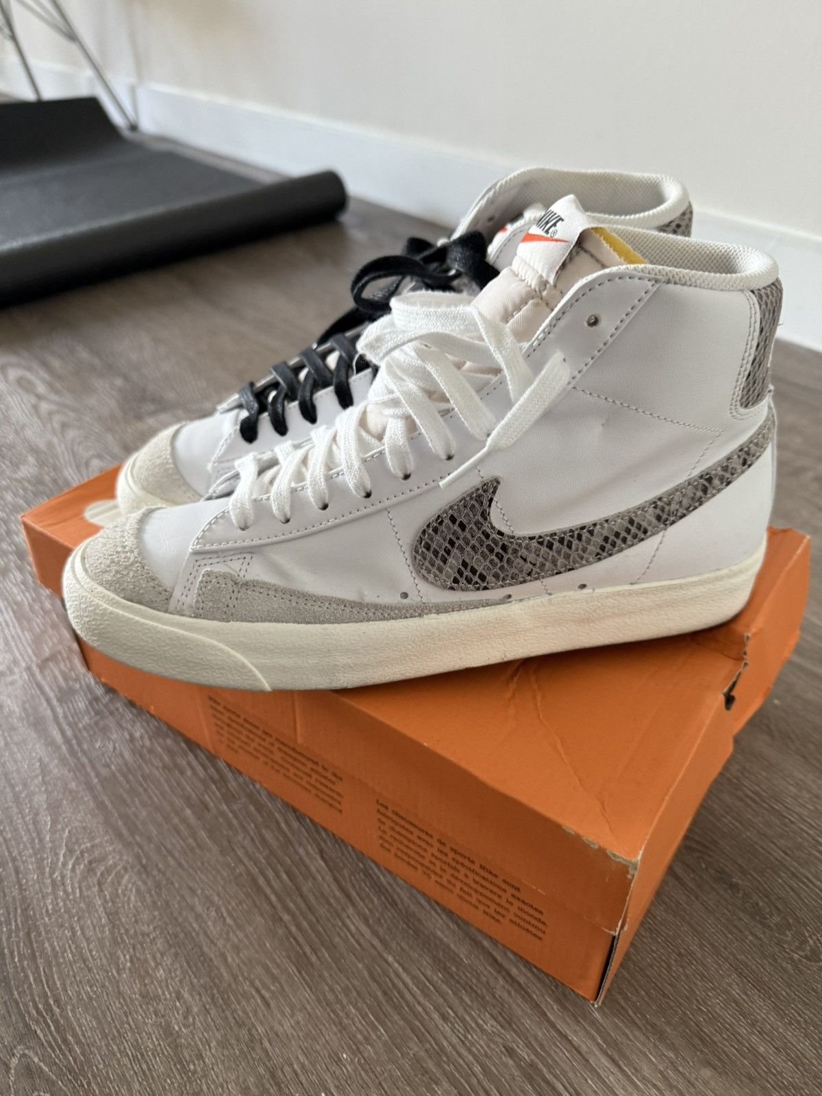 Nike Blazer mid 77 VNTG REPTILE Size US 9.5 / EU 42-43 - 1 Thumbnail