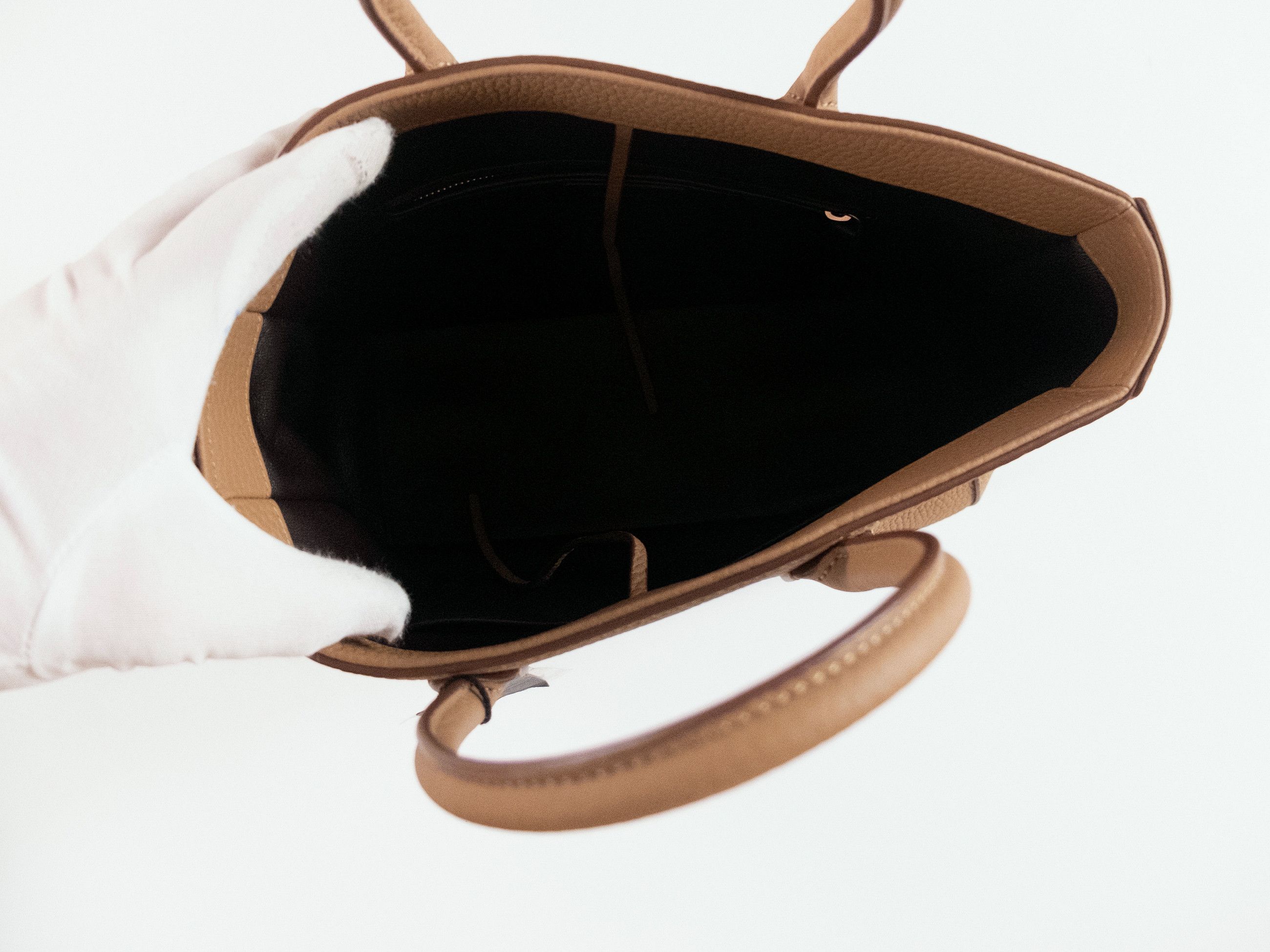 The Row THE ROW Small Day Luxe sandpit brown leather bag handbag q Size ONE SIZE - 8 Thumbnail