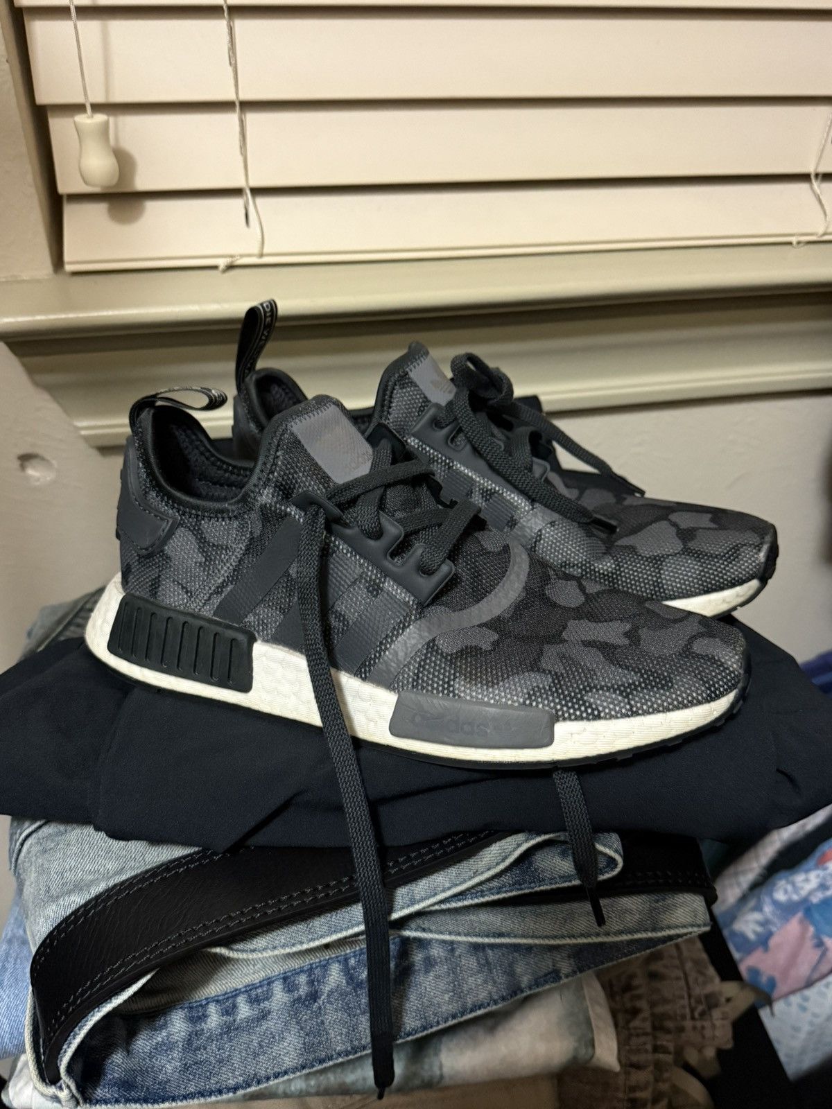 Adidas Adidas NMD R1 Black Camo Size US 7 / EU 40 - 1 Thumbnail