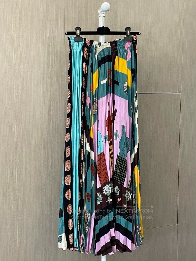 Valentino Valentino Skirt Size S / US 4 / IT 40 - 1 Thumbnail
