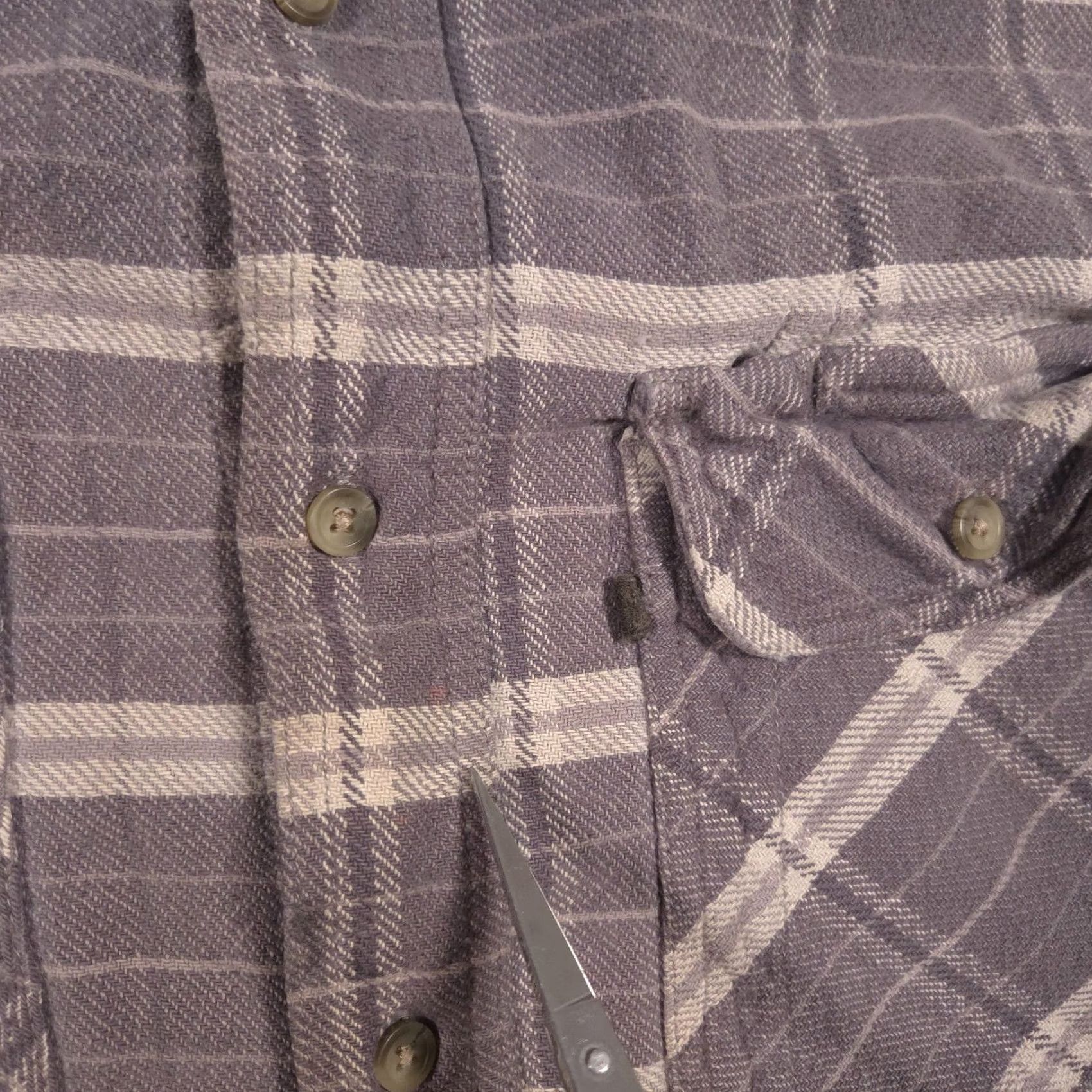 Vintage Berne Apparel Shirt Mens Medium Gray Plaid Flannel Button Front Workwear Size US M / EU 48-50 / 2 - 6 Thumbnail