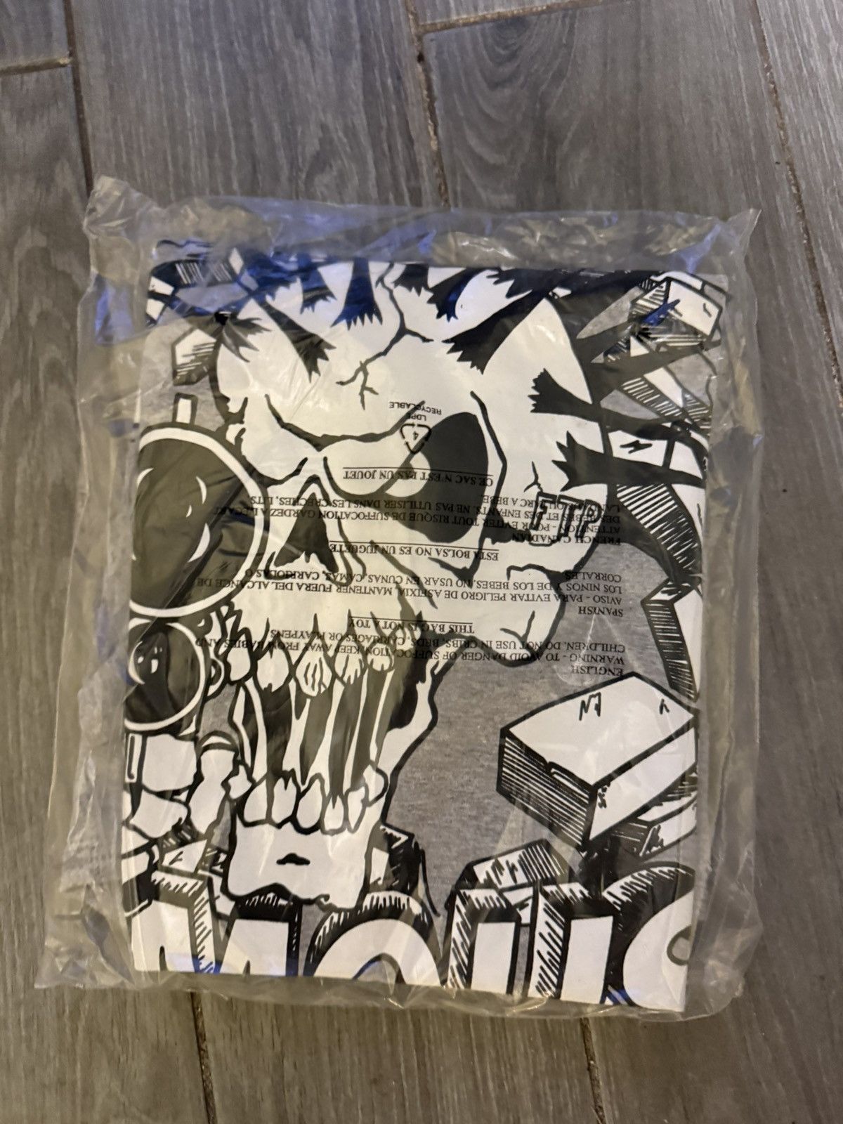 Famous Stars And Straps × Fuck The Population FTP Famous Skull Tee Heather gray size Large Size US L / EU 52-54 / 3 - 1 Thumbnail