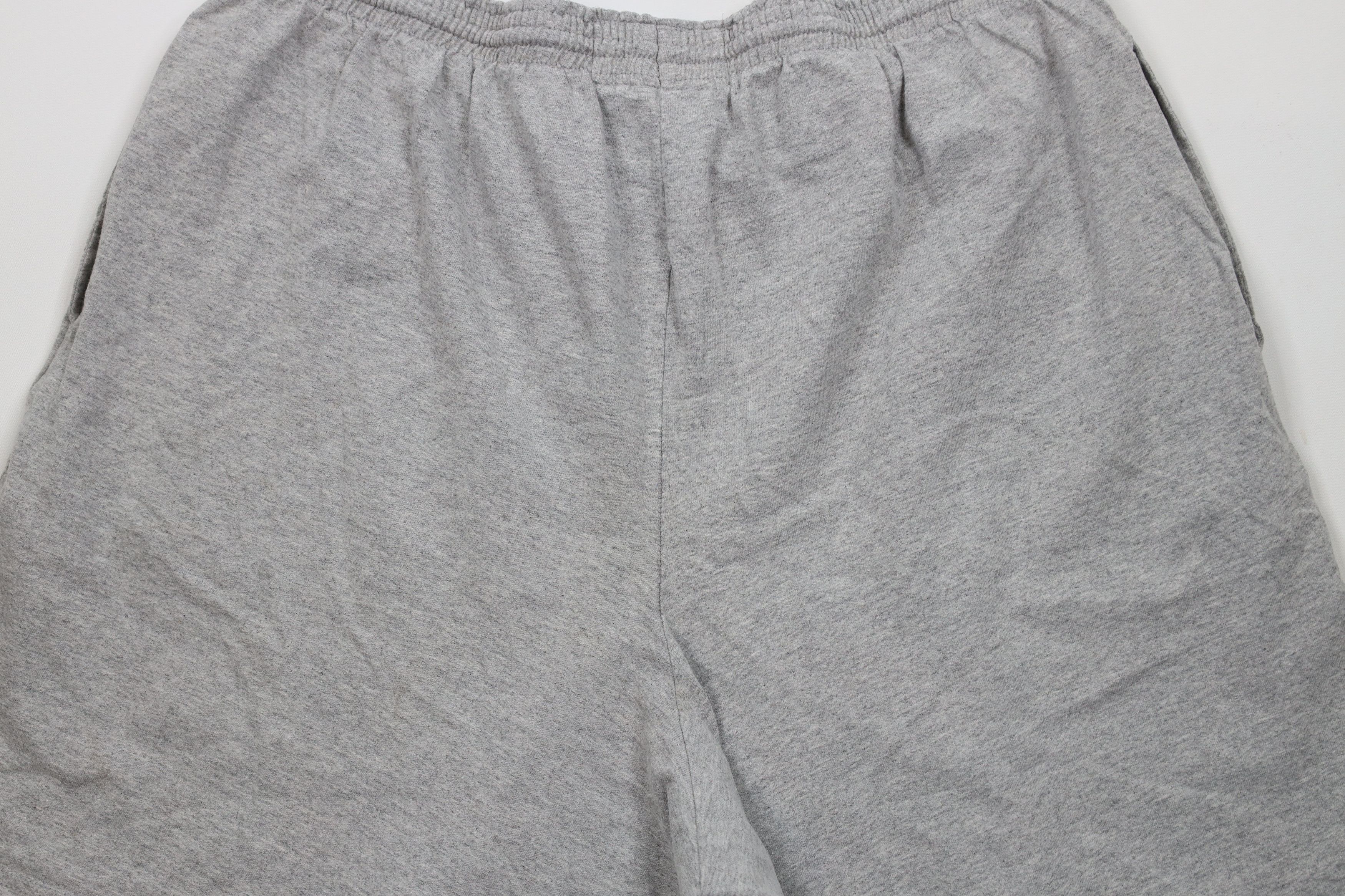 Champion × Vintage Vintage Champion Classic Logo Above Knee Shorts Heather Gray Size US 38 / EU 54 - 13 Thumbnail