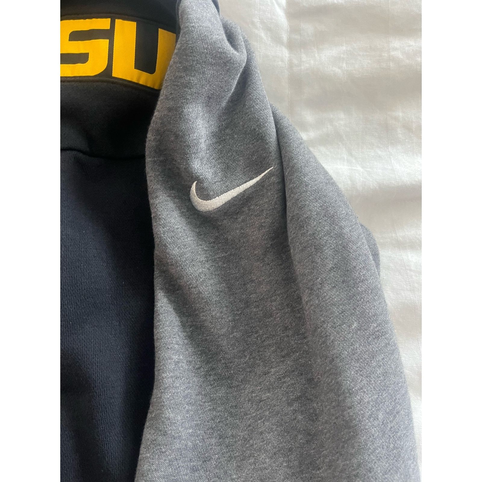 Nike Men's Nike Black LSU Tigers AV15 Pullover Hoodie XL Size XL / US 12-14 / IT 48-50 - 3 Thumbnail