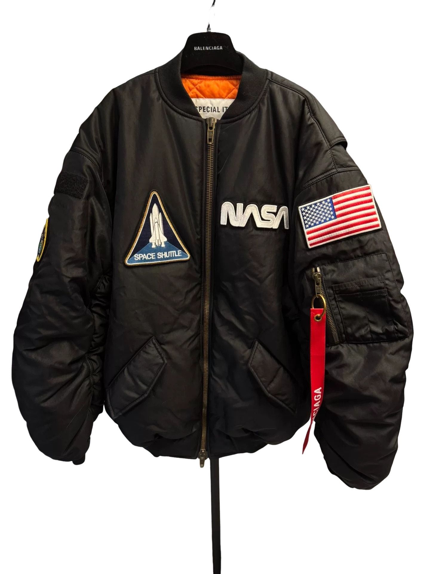 Balenciaga Balenciaga x NASA Bomber Jacket Size XS / US 0-2 / IT 36-38 - 1 Thumbnail
