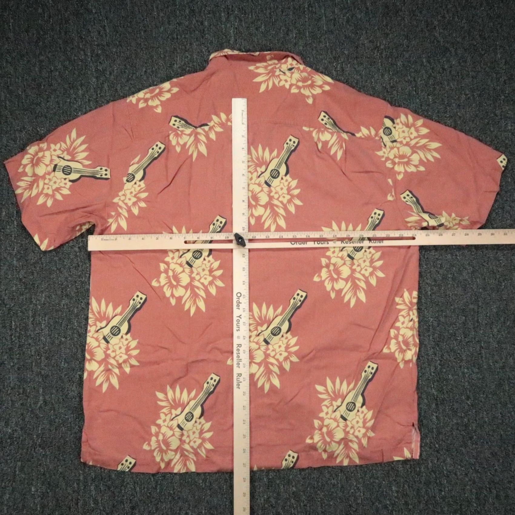 Tommy Bahama Tommy Bahama Shirt Men Large Coral Red Ukulel Floral Short Sleeve Silk Hawaiian Button-Up Pattern: Floral Size US L / EU 52-54 / 3 - 6 Thumbnail