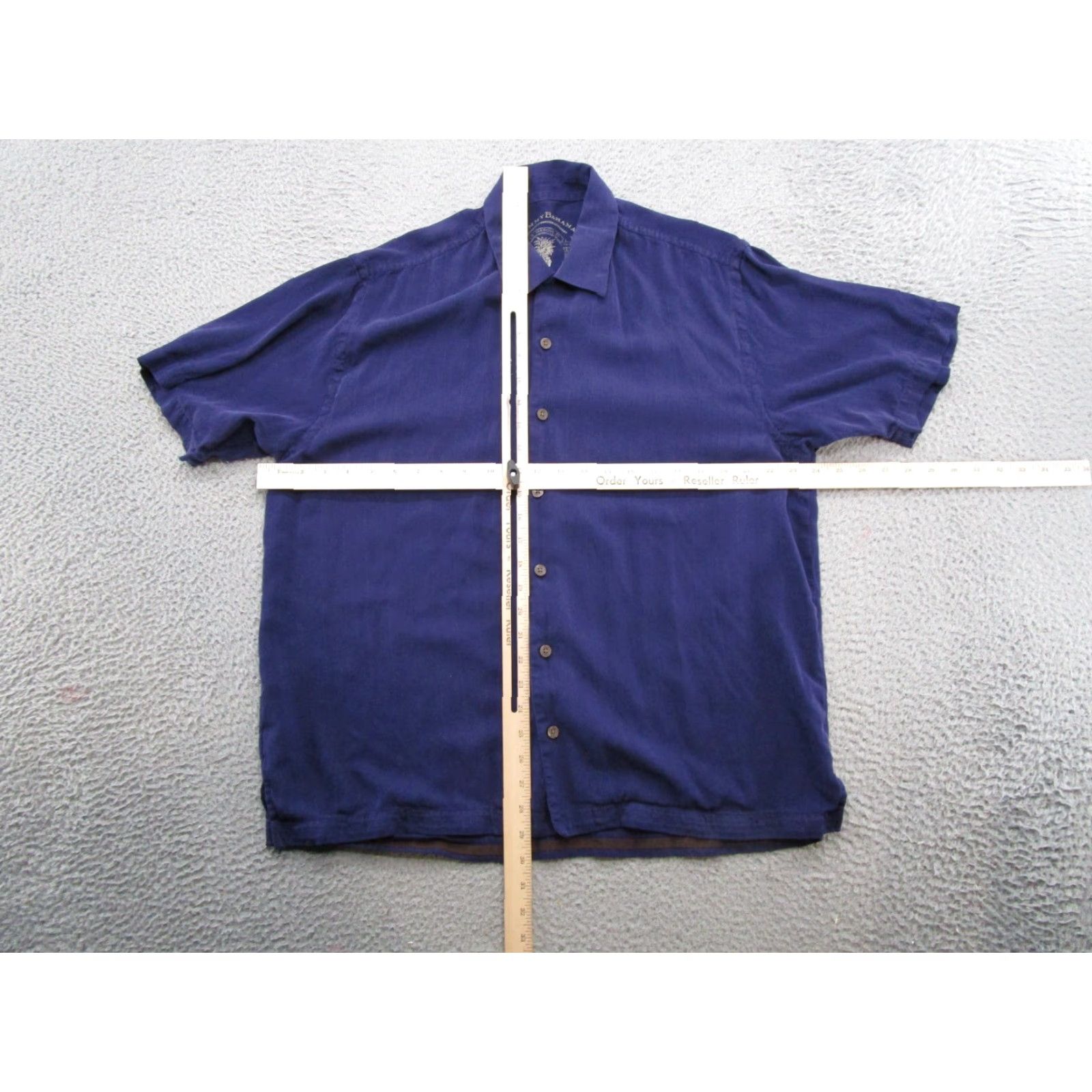 Tommy Bahama Tommy Bahama Hawaiian Button-Up Shirt 100% Silk Size L Blue Beach Read Men Short Sleeve Button-Down Collar Shirt Size US L / EU 52-54 / 3 - 5 Thumbnail