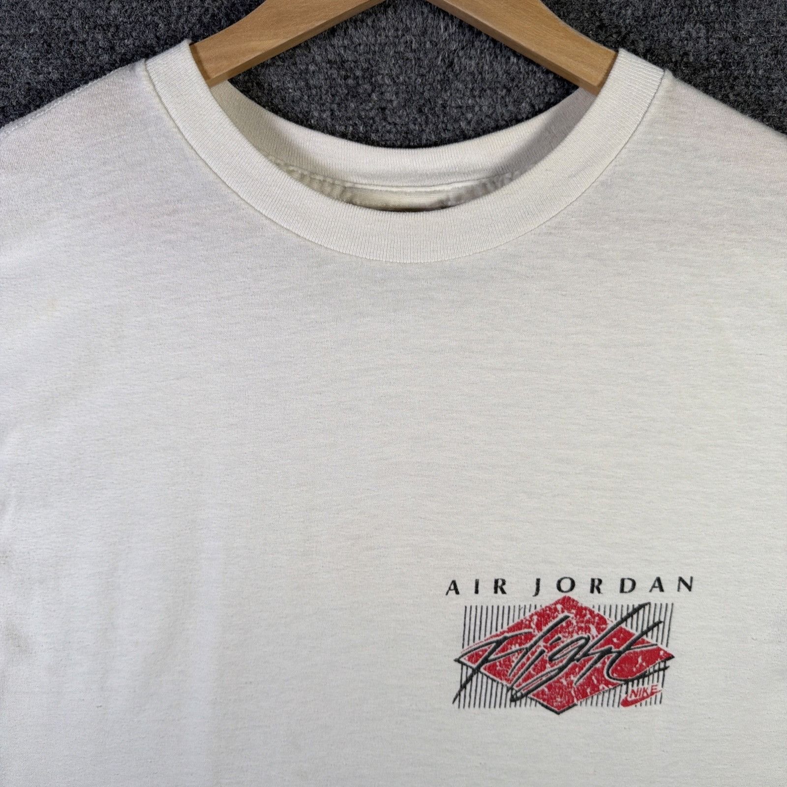 Nike Vintage Nike Shirt Mens Large White 80s Air Jordan Flight Size US L / EU 52-54 / 3 - 7 Thumbnail