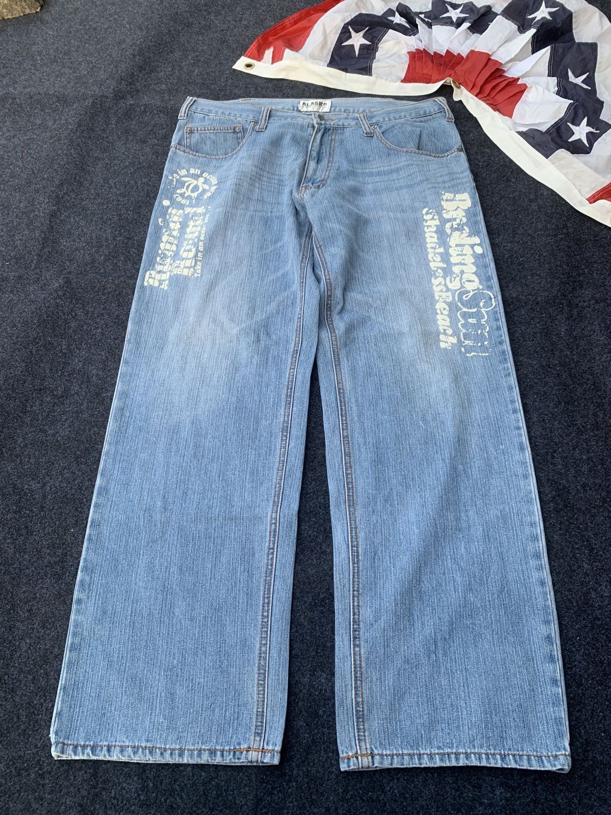 Japanese Brand Baggy Alasko surf style. Size US 36 / EU 52 - 1 Thumbnail
