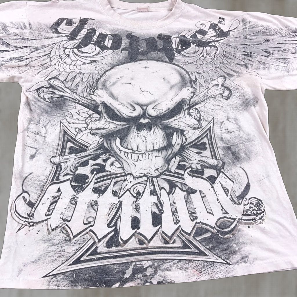 Gloverall VINTAGE Skull Shirt Men XL MMA AOP All Over Wings Iron Cross Grunge Chopper Graphic T-Shirt White USA 90s Punk Rock Mens XL Shirt Size US XL / EU 56 / 4 - 1 Thumbnail