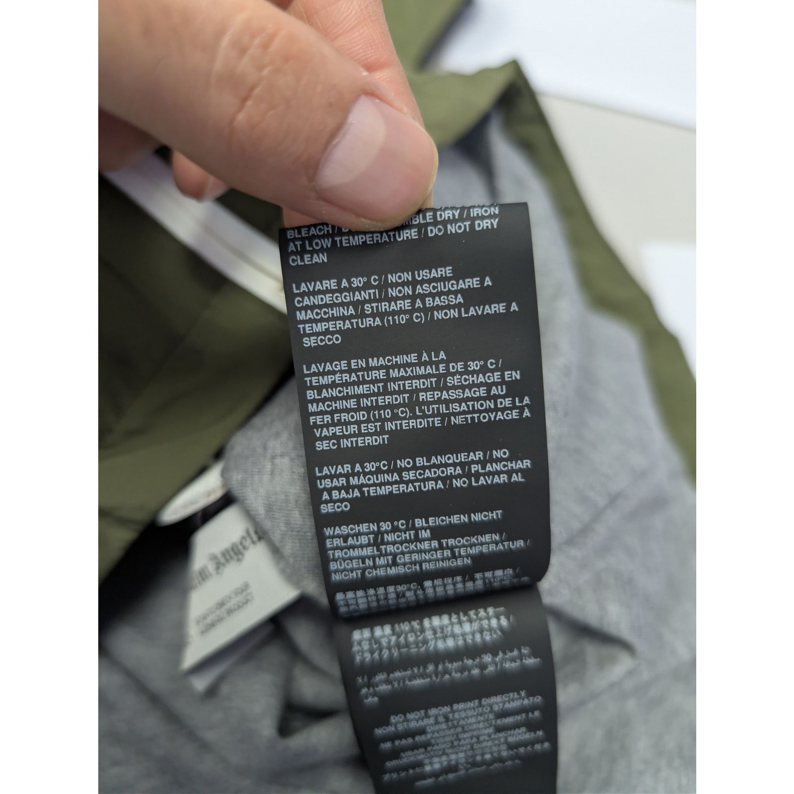 Palm Angels o1rshd1 Classic Logo Vest in Military Green / Off White Size US L / EU 52-54 / 3 - 18 Thumbnail