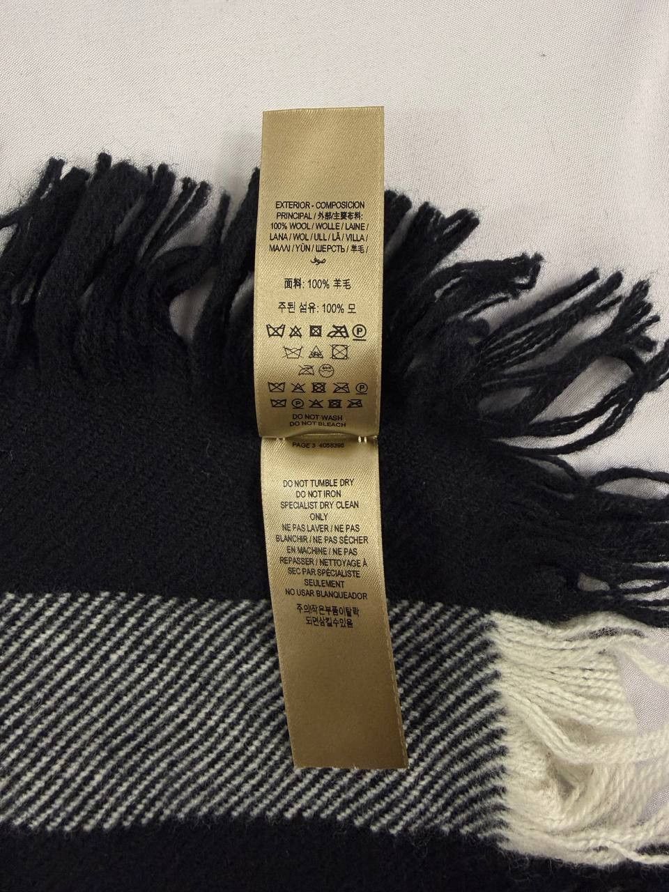 Burberry Burberry Wool Half Mega Fashion Plaid Check Fringe Scarf Size ONE SIZE - 7 Thumbnail