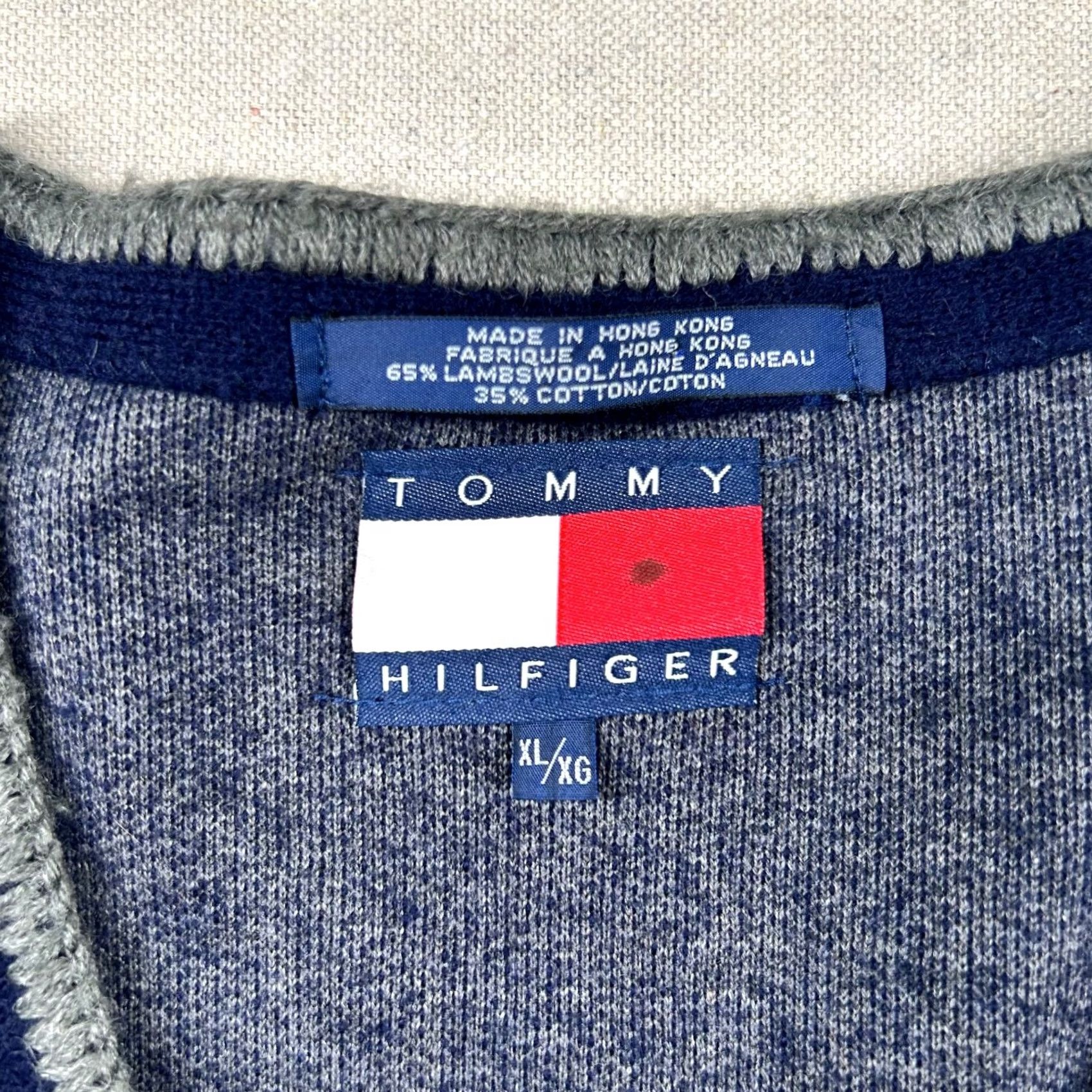 Tommy Hilfiger VINTAGE Tommy Hilfiger Vest Mens XL Boiled Wool Navy Blue 90s Preppy Wool Blend Button Knit/Flannel 90s Mens Vest Tommy Hilfiger Blue XL Size US XL / EU 56 / 4 - 3 Thumbnail