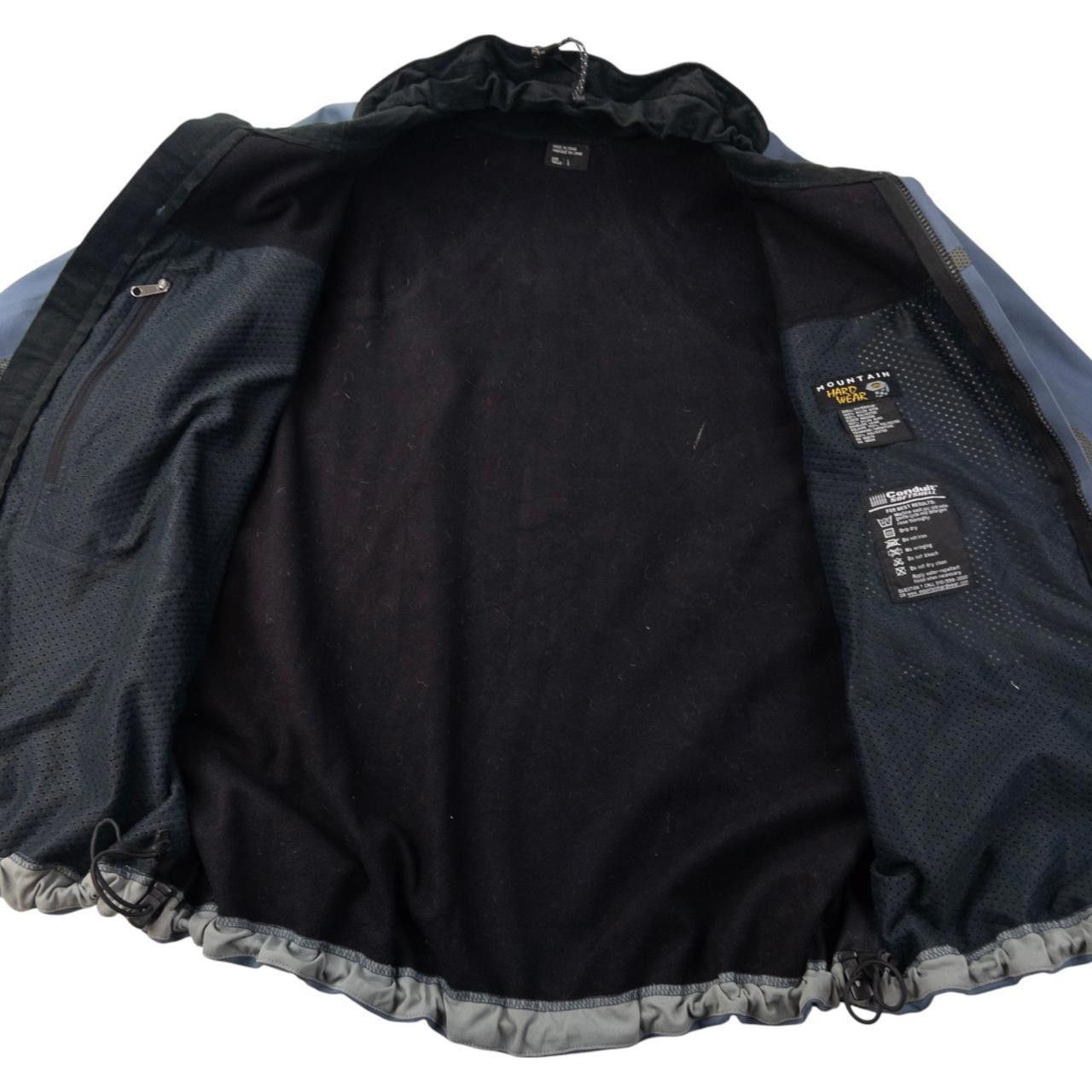 Mountain Hardwear Vintage Mountain Hardwear Softshell Zip Jacket Size L Size US L / EU 52-54 / 3 - 4 Thumbnail