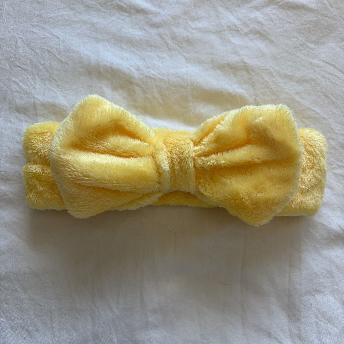 Other Yellow fuzzy bow face washing headband Size ONE SIZE - 1 Thumbnail