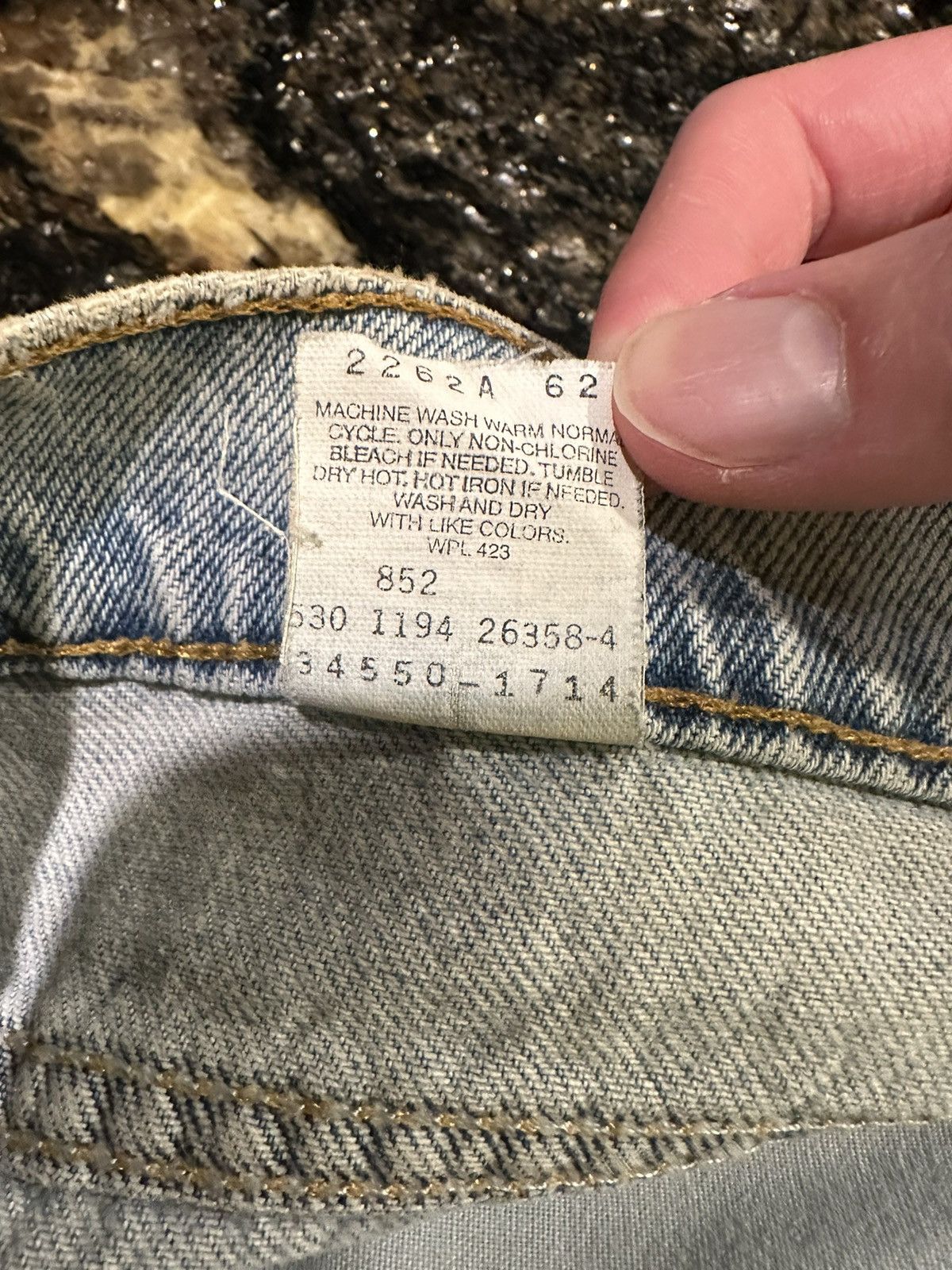 Levi's Levi’s Vintage 550 Denim Light Wash Paint Shorts Orange Tab Size US 32 / EU 48 - 10 Thumbnail