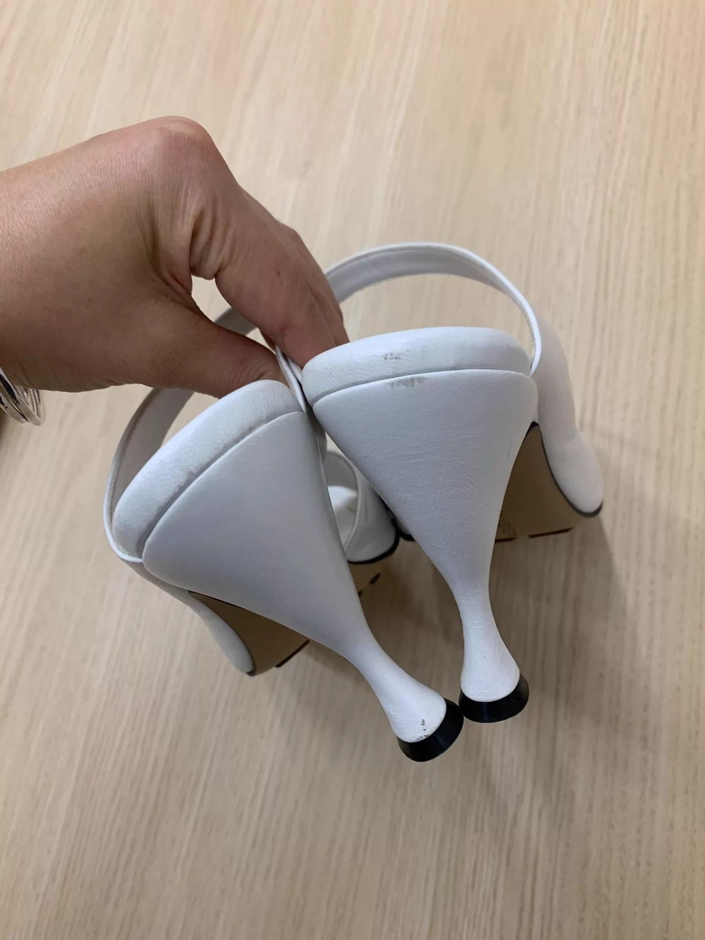 Bottega Veneta BV Waxed Leather White Open-Toe High-Heel Slippers 38 New Size US 7.5 / IT 37.5 - 4 Thumbnail