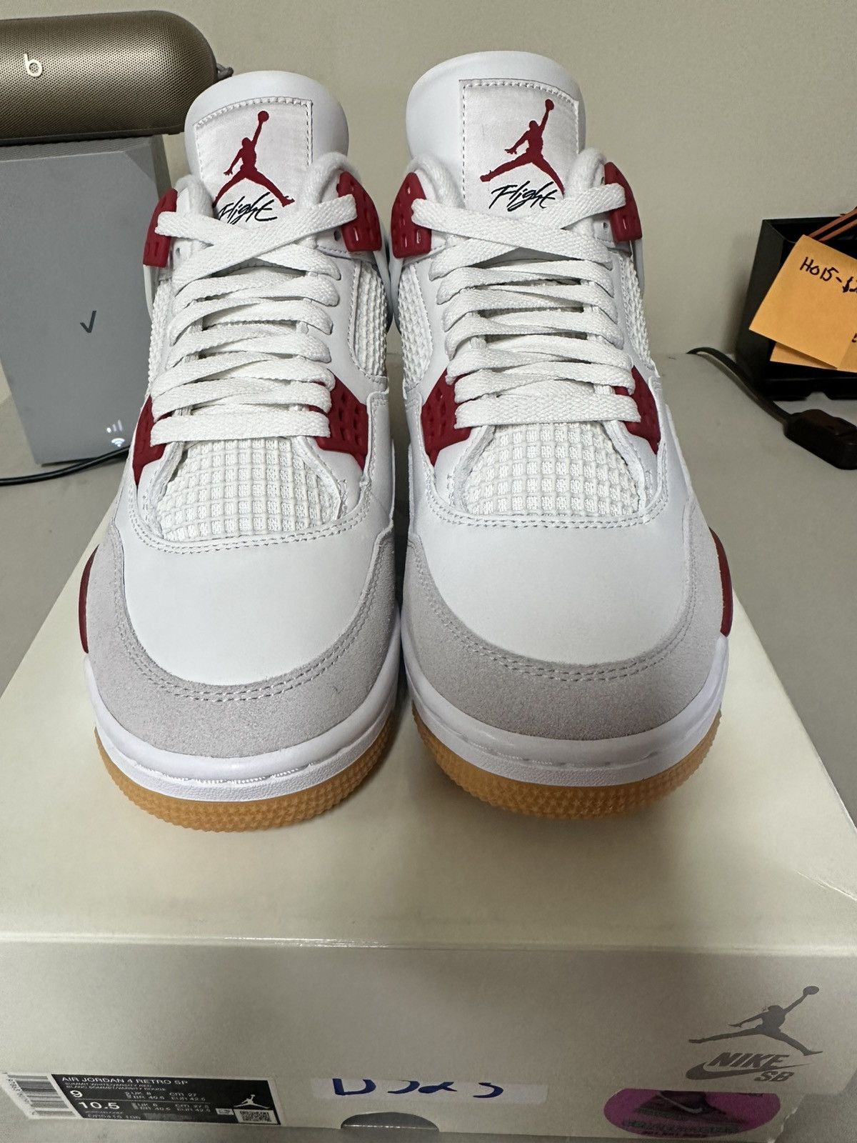Nike Jordan 4 f&f varsity red Size US 9 / EU 42 - 2 Thumbnail