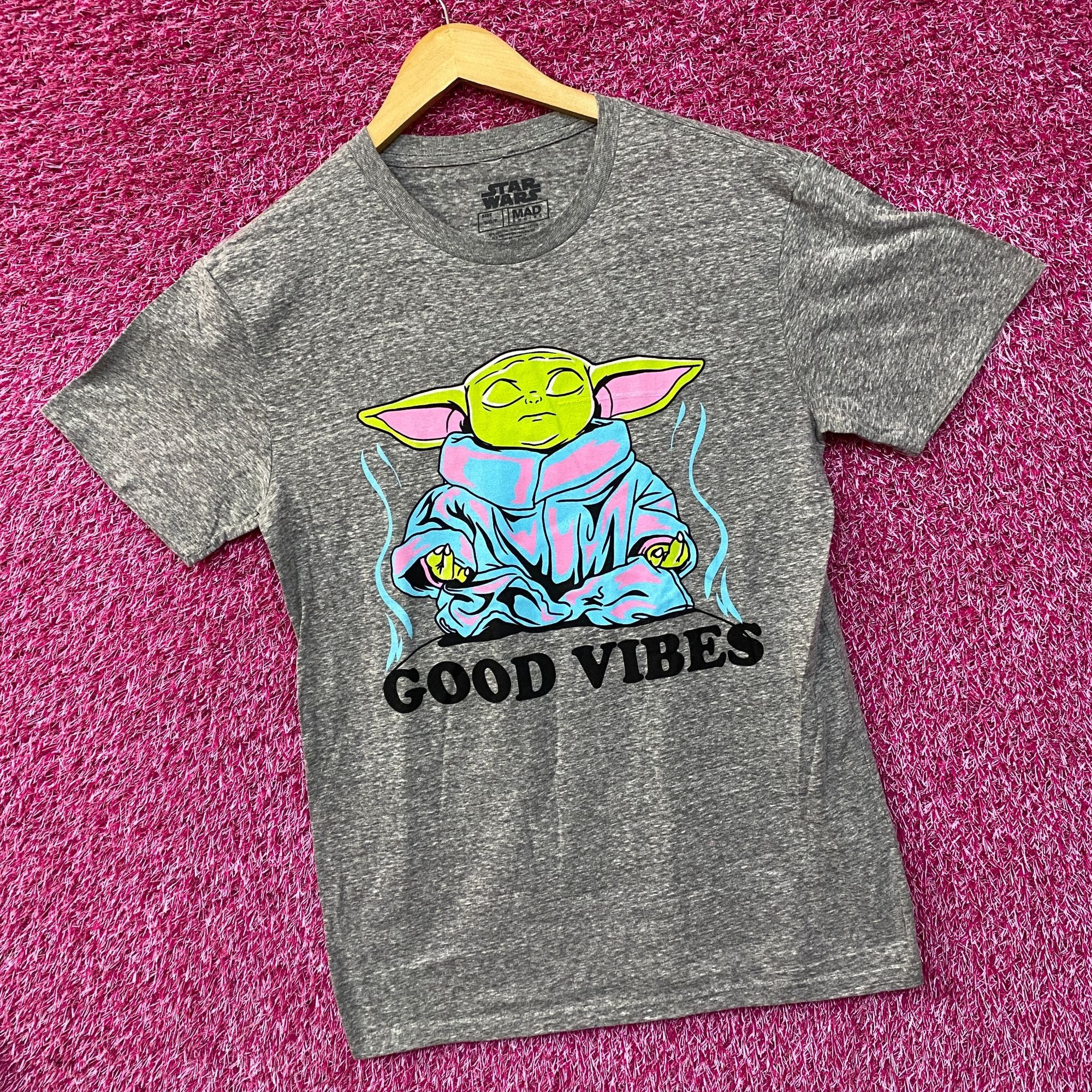 Star Wars Star Wars The Mandalorian Grogu Good Vibes Graphic T-Shirt S Size US S / EU 44-46 / 1 - 3 Thumbnail
