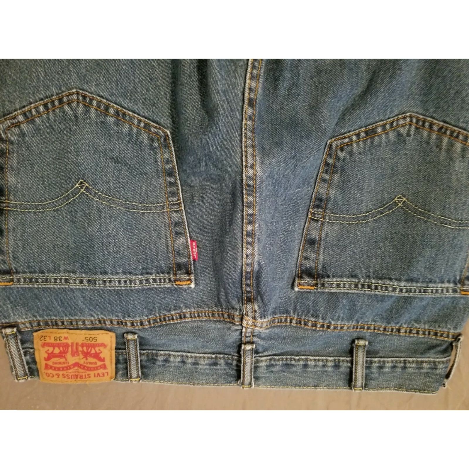 Levi's Levi's 505 Jeans Mens 38x32 Regular Straight Denim Pants Blue Inseam 32 Levi's 38 Regular Mens Jeans Blue Straight Denim pants Size US 38 / EU 54 - 2 Thumbnail