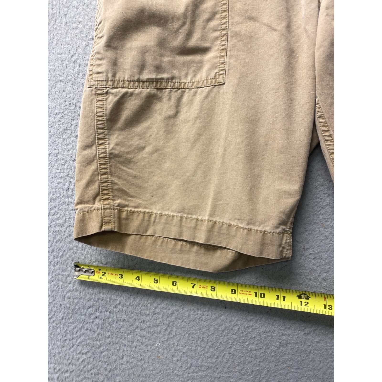 J.Crew J.Crew Men's 10.5" Cotton Chino Shorts Size 35 Beige Casual Travel Classic Flat Front Size US 35 - 5 Thumbnail