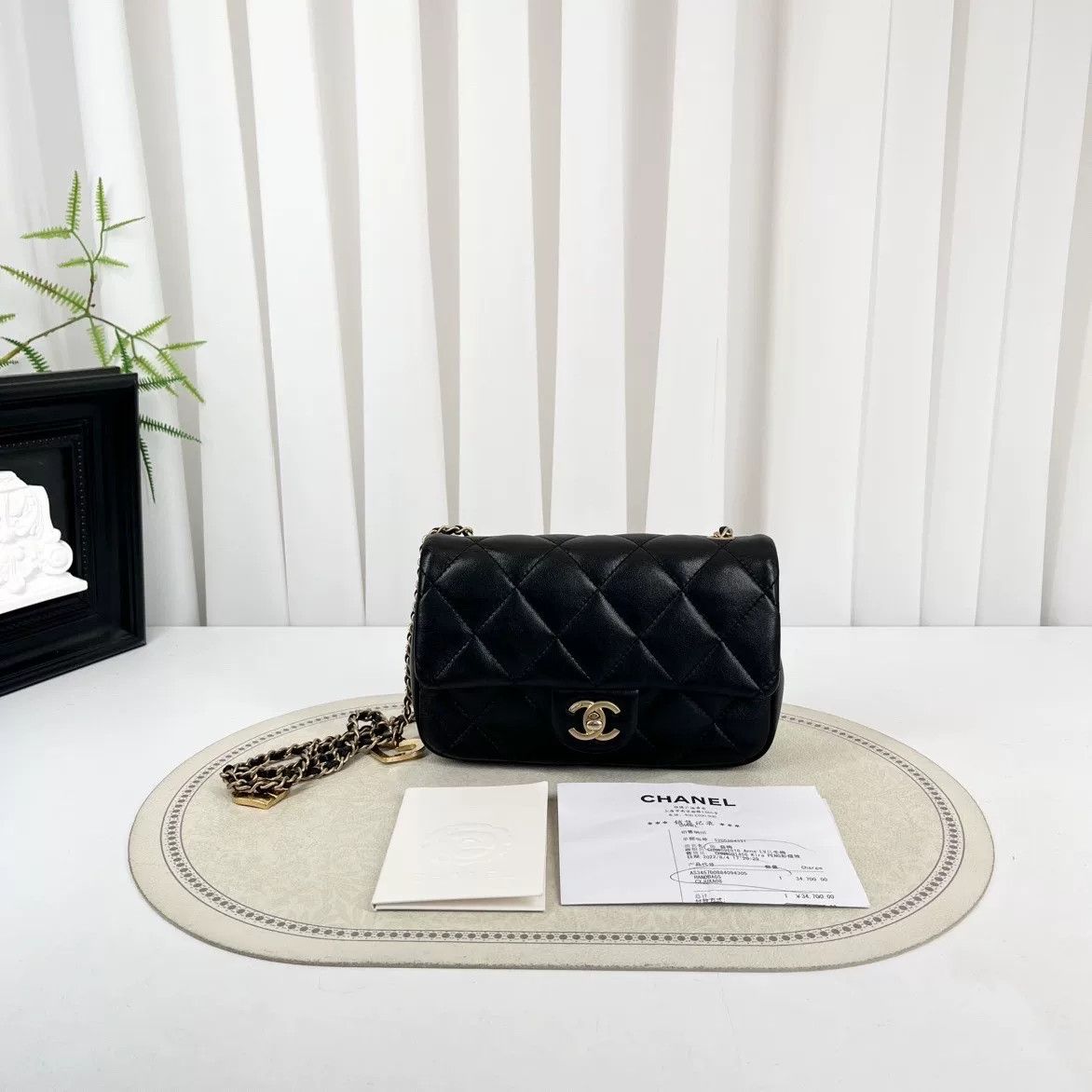 Chanel Pre-loved Bag Very good condition Size ONE SIZE - 1 Thumbnail