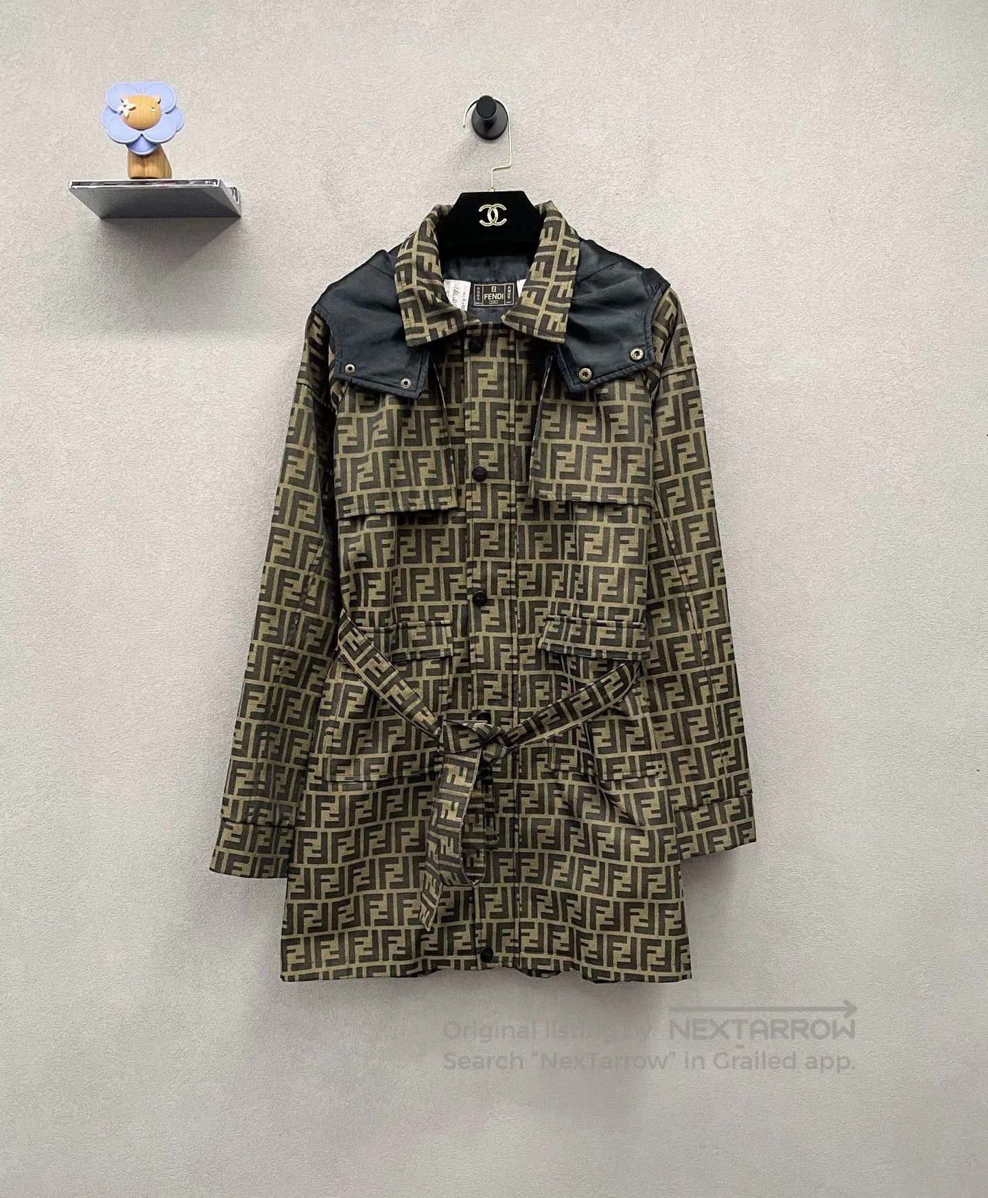 Fendi Fendi. Size US M / EU 48-50 / 2 - 1 Thumbnail