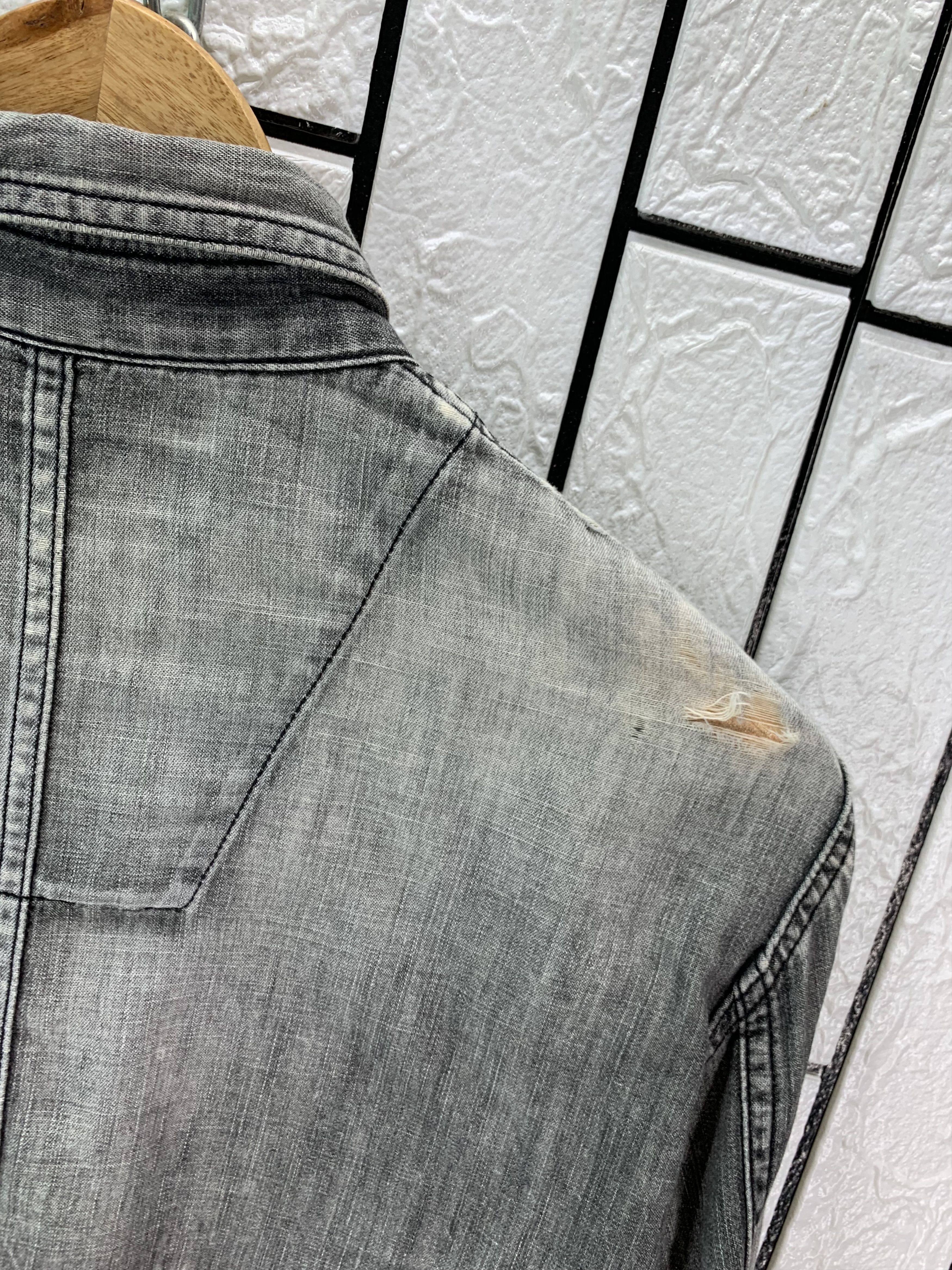 Japanese Brand Rico Distressed Denim Shirt Button Size US S / EU 44-46 / 1 - 7 Thumbnail
