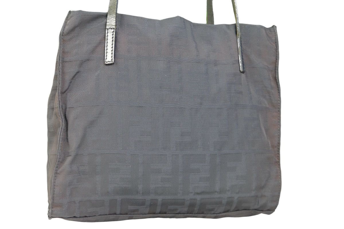 Fendi Authentic vintage Fendi zucca tote bag black nylon. Size ONE SIZE - 5 Thumbnail