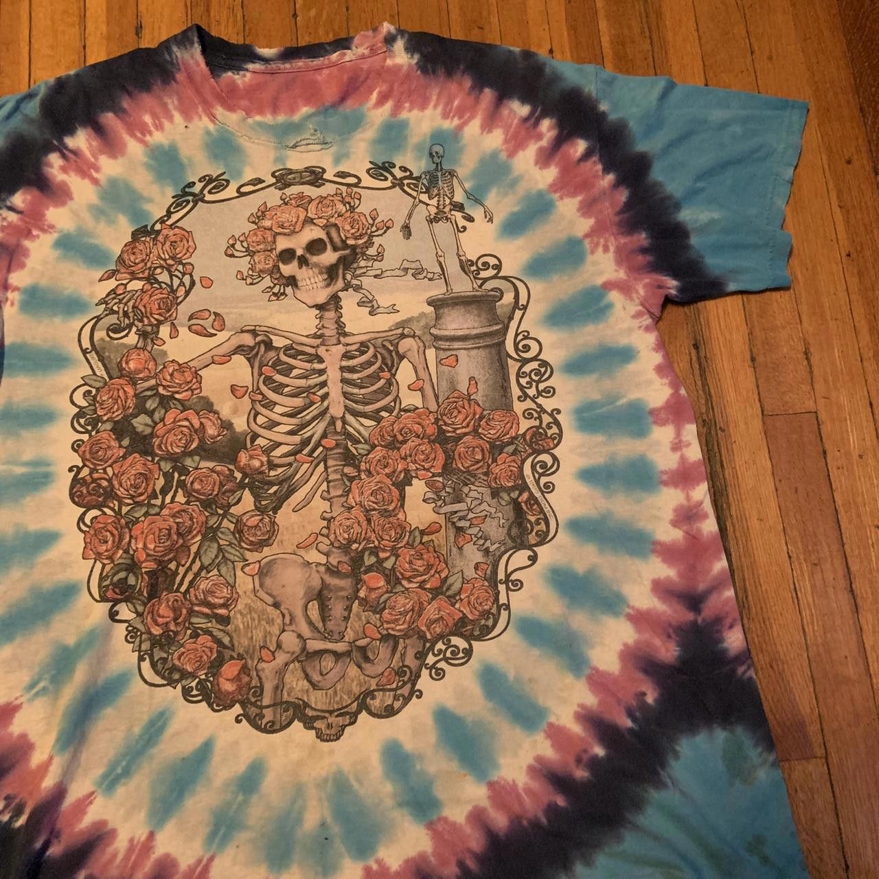 Designer Vintage Grateful Dead Tie Dye Skeleton T Shirt 1995 L/XL Size US XL / EU 56 / 4 - 1 Thumbnail