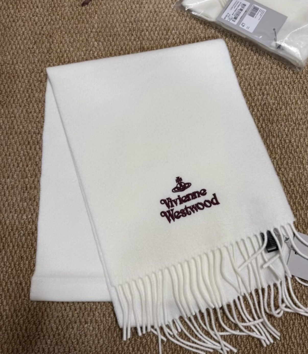 Vivienne Westwood Vivienne Westwood Off-White Cashmere Scarf Size ONE SIZE - 4 Thumbnail