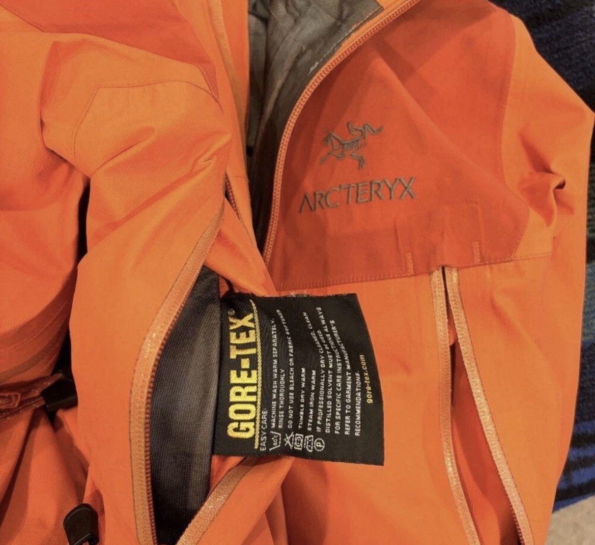 Arc'teryx Arc’teryx Canada Medium Beta Jacket 2001 Rain Shell Tabasco Size US M / EU 48-50 / 2 - 4 Thumbnail