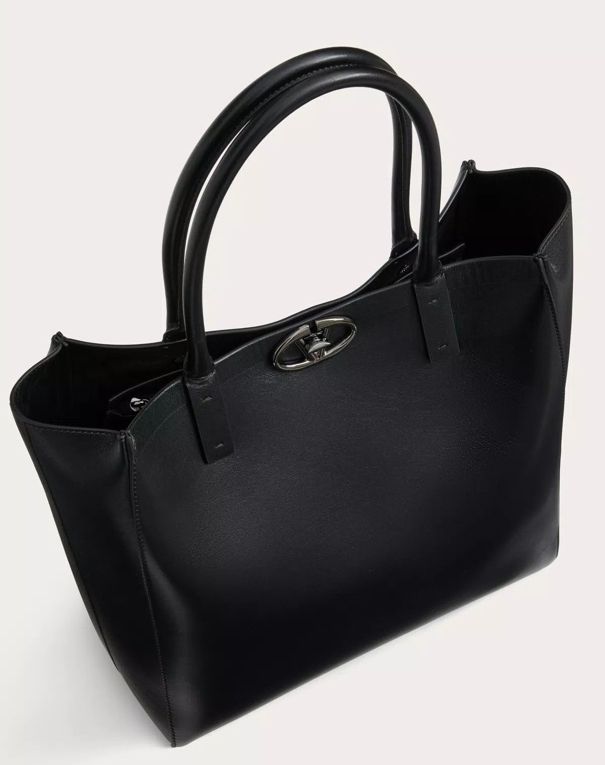 Valentino oc11z0725 Size: OS/ Medium Leather Shopping Bag in Black Size ONE SIZE - 5 Thumbnail
