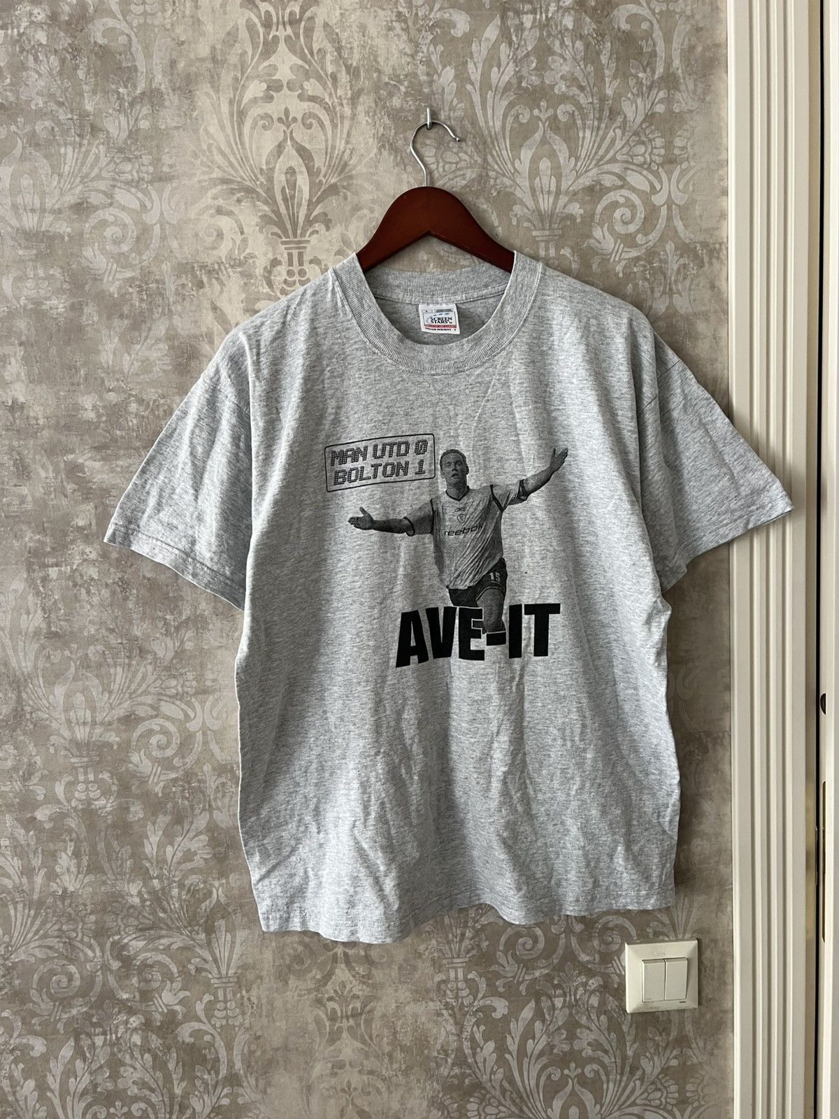Vintage Vintage Kevin Nolan Bolton Wanderers Ave-It Football Tee Size US L / EU 52-54 / 3 - 5 Thumbnail