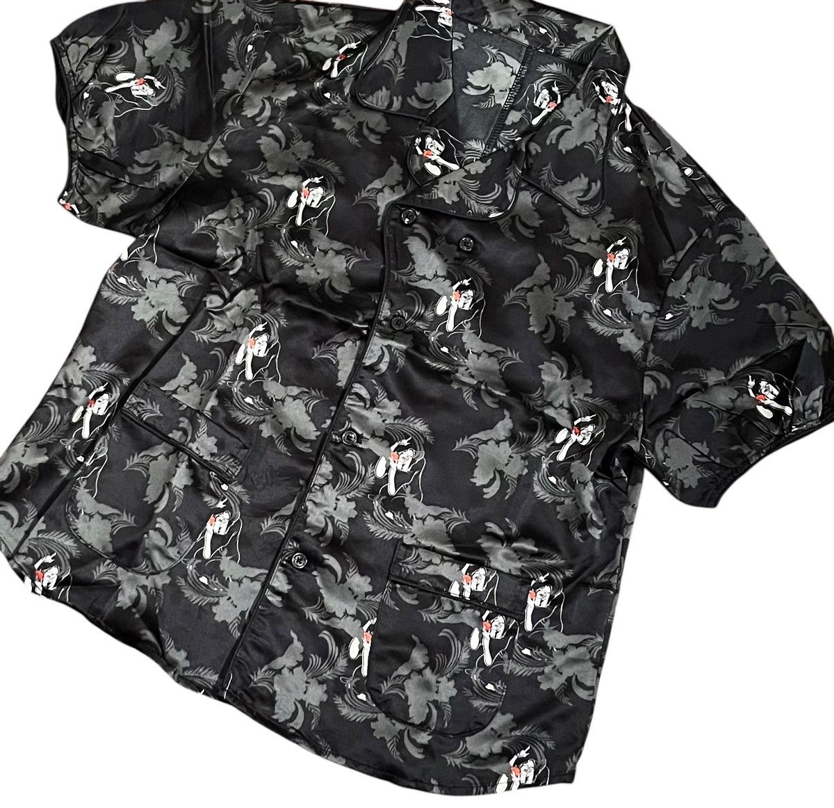 Undercover Undercover x gu disney pajama shirt Size US M / EU 48-50 / 2 - 2 Thumbnail