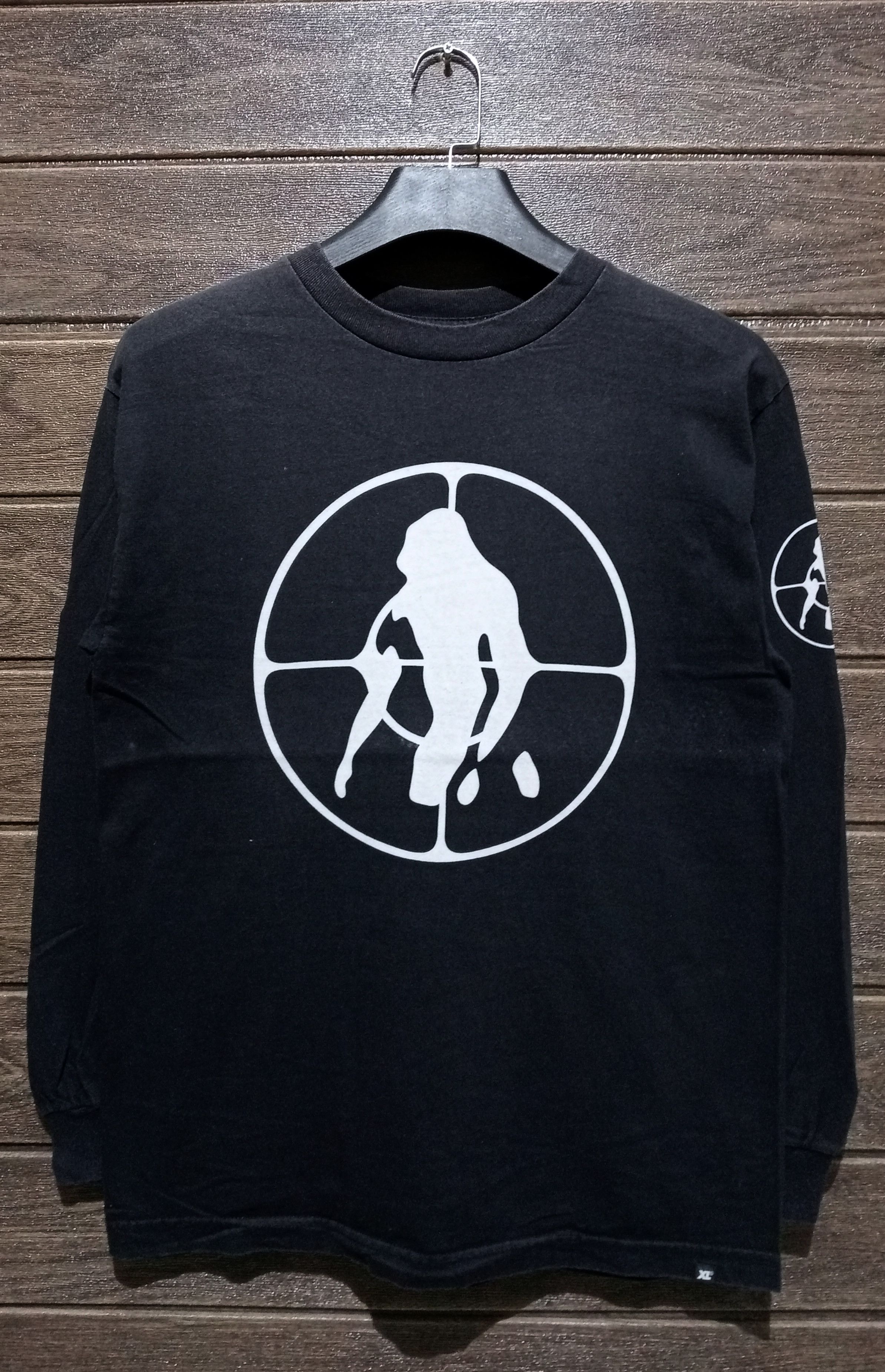 X-LARGE × Xlarge XLarge Death Threads Long Sleeve Tshirt Size US M / EU 48-50 / 2 - 1 Thumbnail