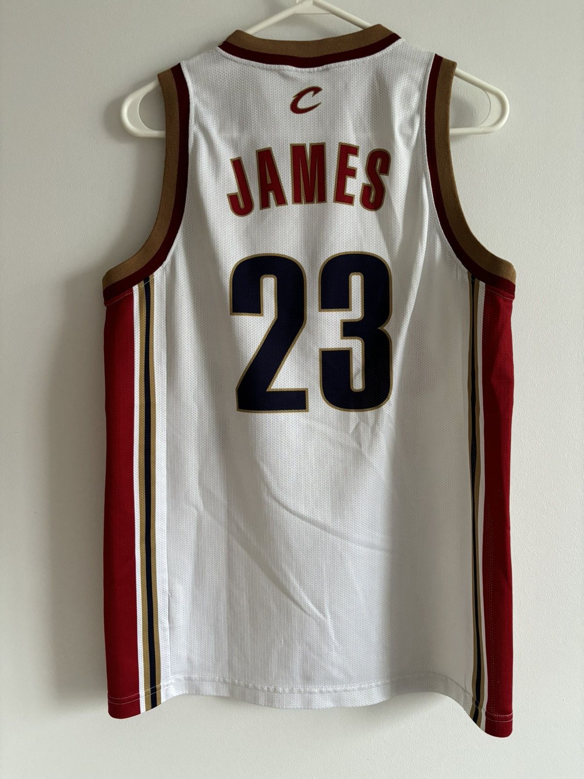 Champion × NBA × Vintage 2006 Cleveland Cavaliers Lebron James Home Jersey #23 Size US S / EU 44-46 / 1 - 2 Thumbnail