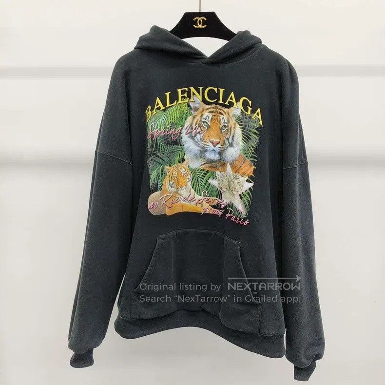 Balenciaga Balenciaga Tiger Print Hoodie Size US M / EU 48-50 / 2 - 1 Thumbnail