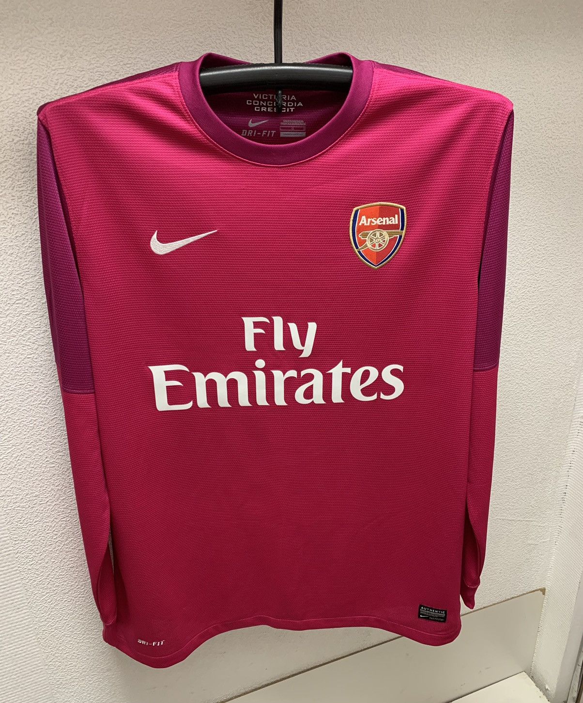 Fly emirates jersey nike shop