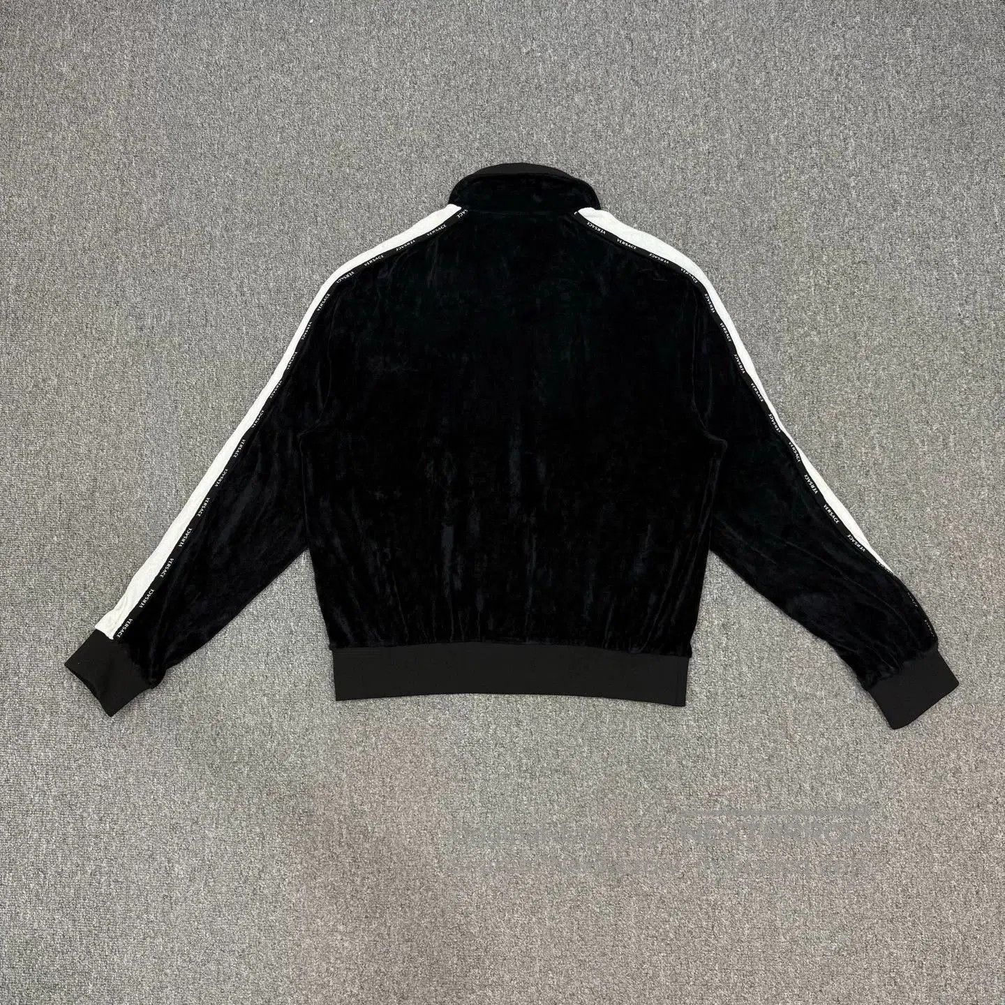 Versace Versace Greek Key Velvet Jacket. Size US M / EU 48-50 / 2 - 2 Thumbnail